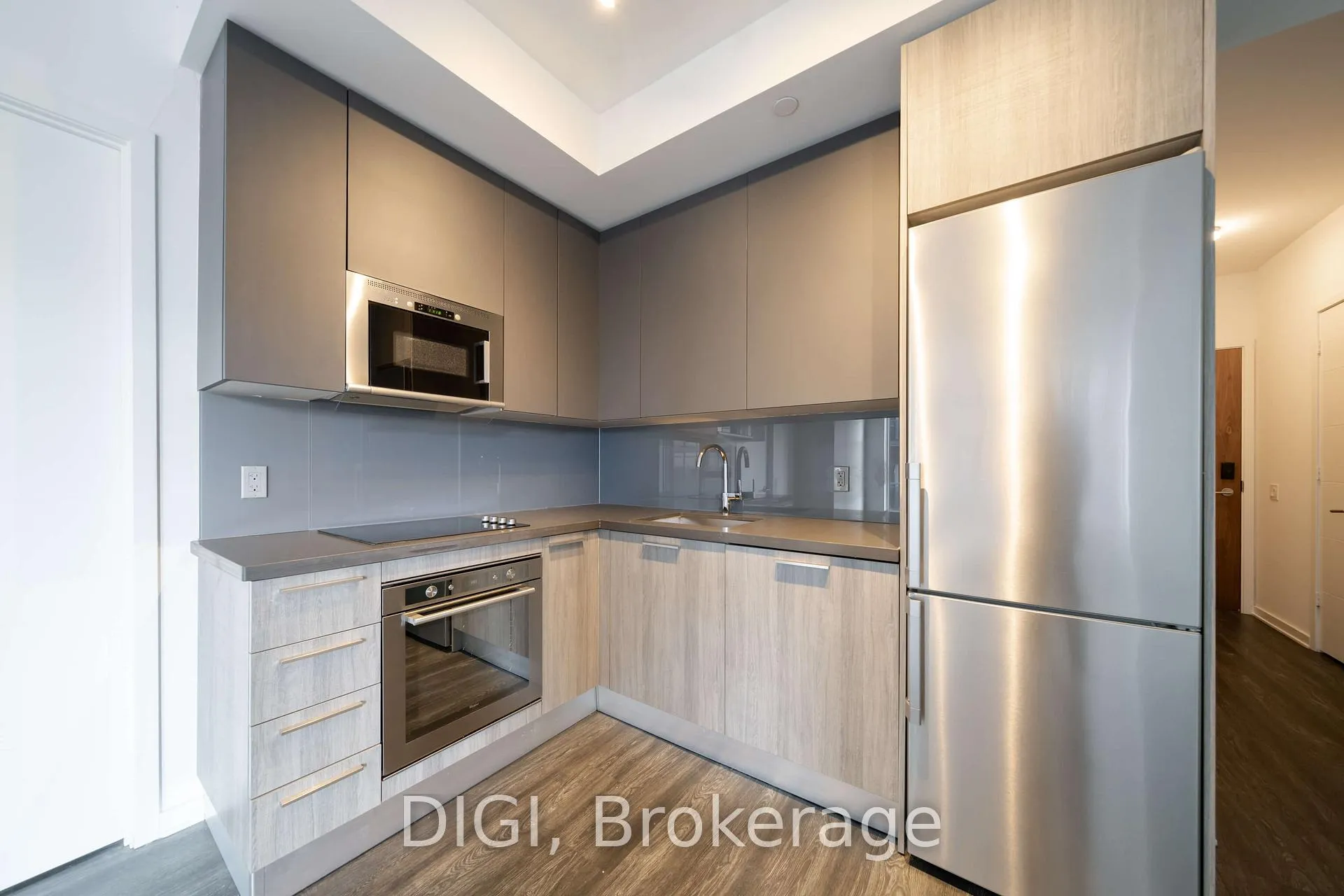 Photo 5 of Unit 1001, 25 Selby Street, Toronto, North St. James Town — HOMEH