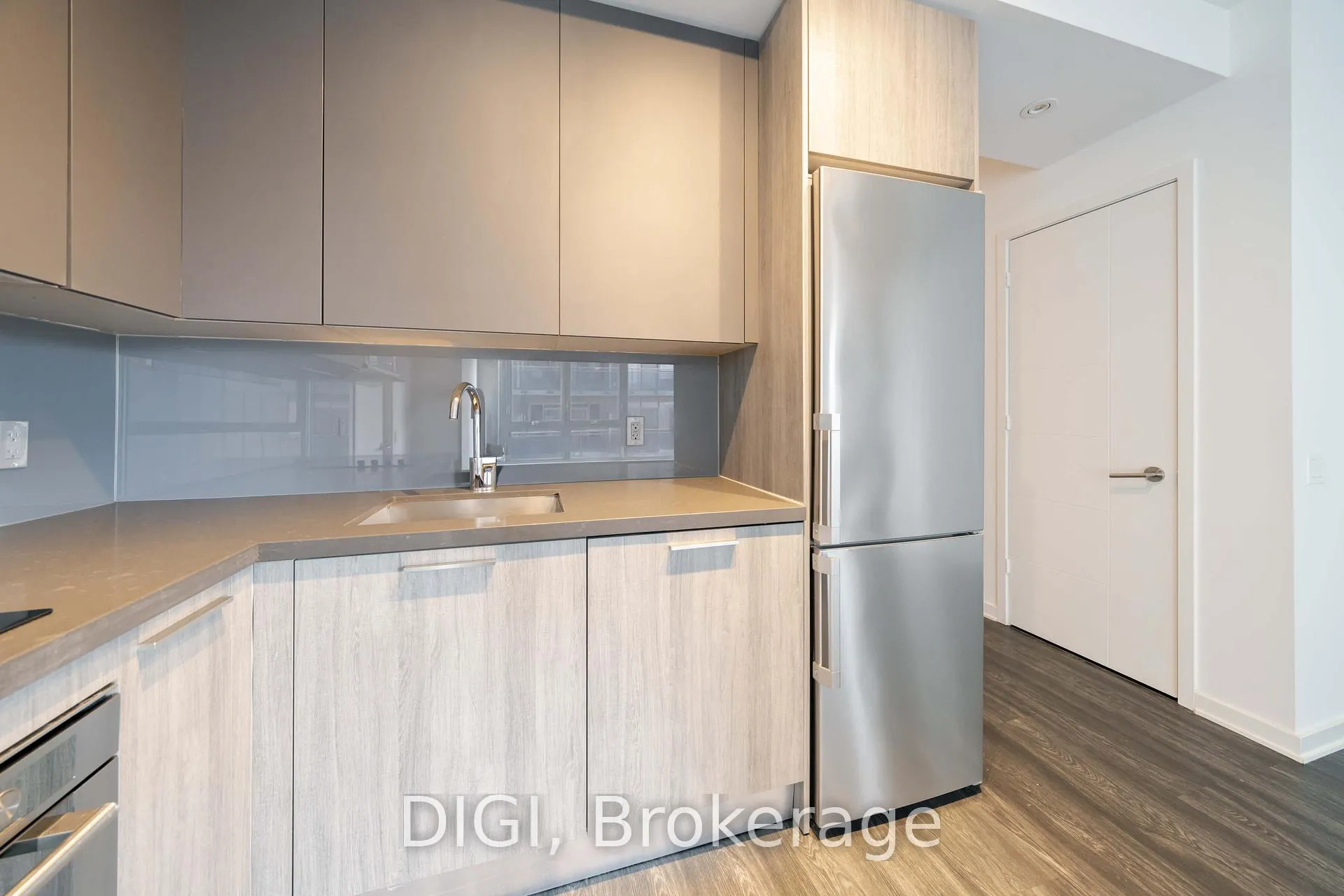 Photo 8 of Unit 1001, 25 Selby Street, Toronto, North St. James Town — HOMEH