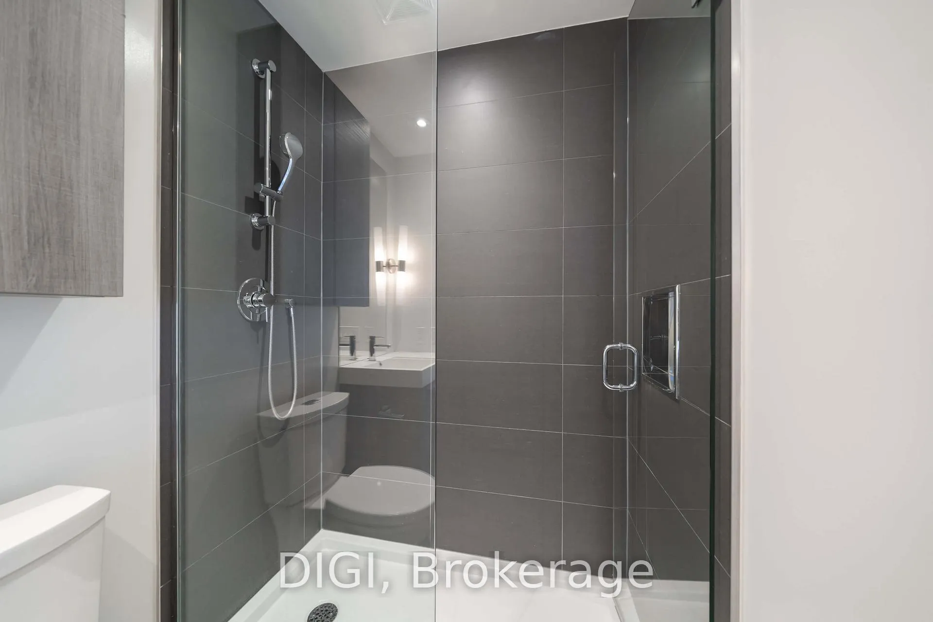 Photo 10 of Unit 1001, 25 Selby Street, Toronto, North St. James Town — HOMEH