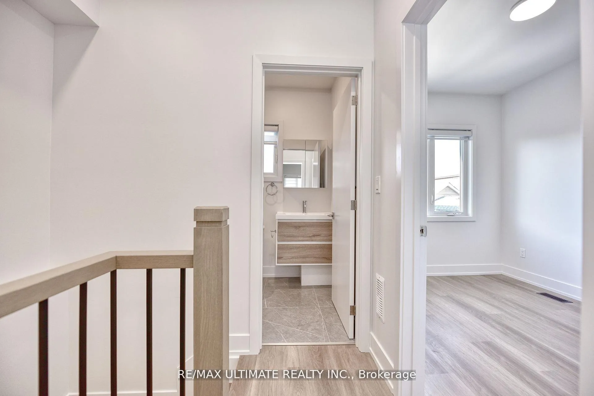 Photo 11 of Unit Laneway, 385 McRoberts Avenue, Toronto, Caledonia-Fairbank — HOMEH