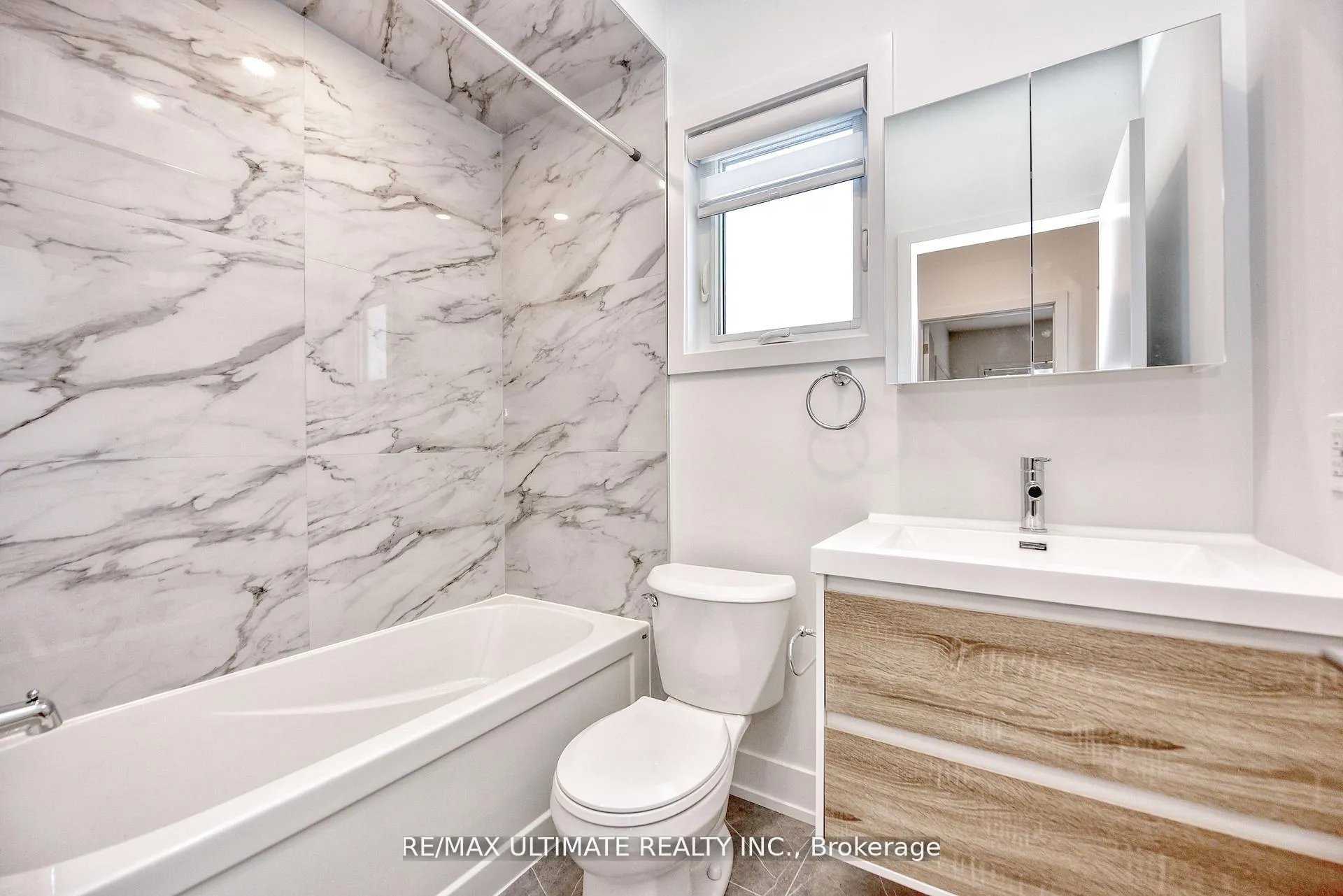 Photo 13 of Unit Laneway, 385 McRoberts Avenue, Toronto, Caledonia-Fairbank — HOMEH
