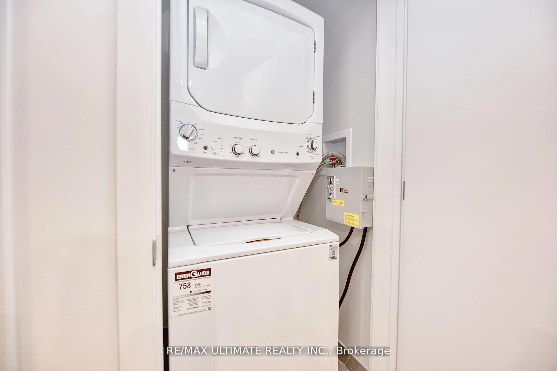 Photo 20 of Unit Laneway, 385 McRoberts Avenue, Toronto, Caledonia-Fairbank — HOMEH
