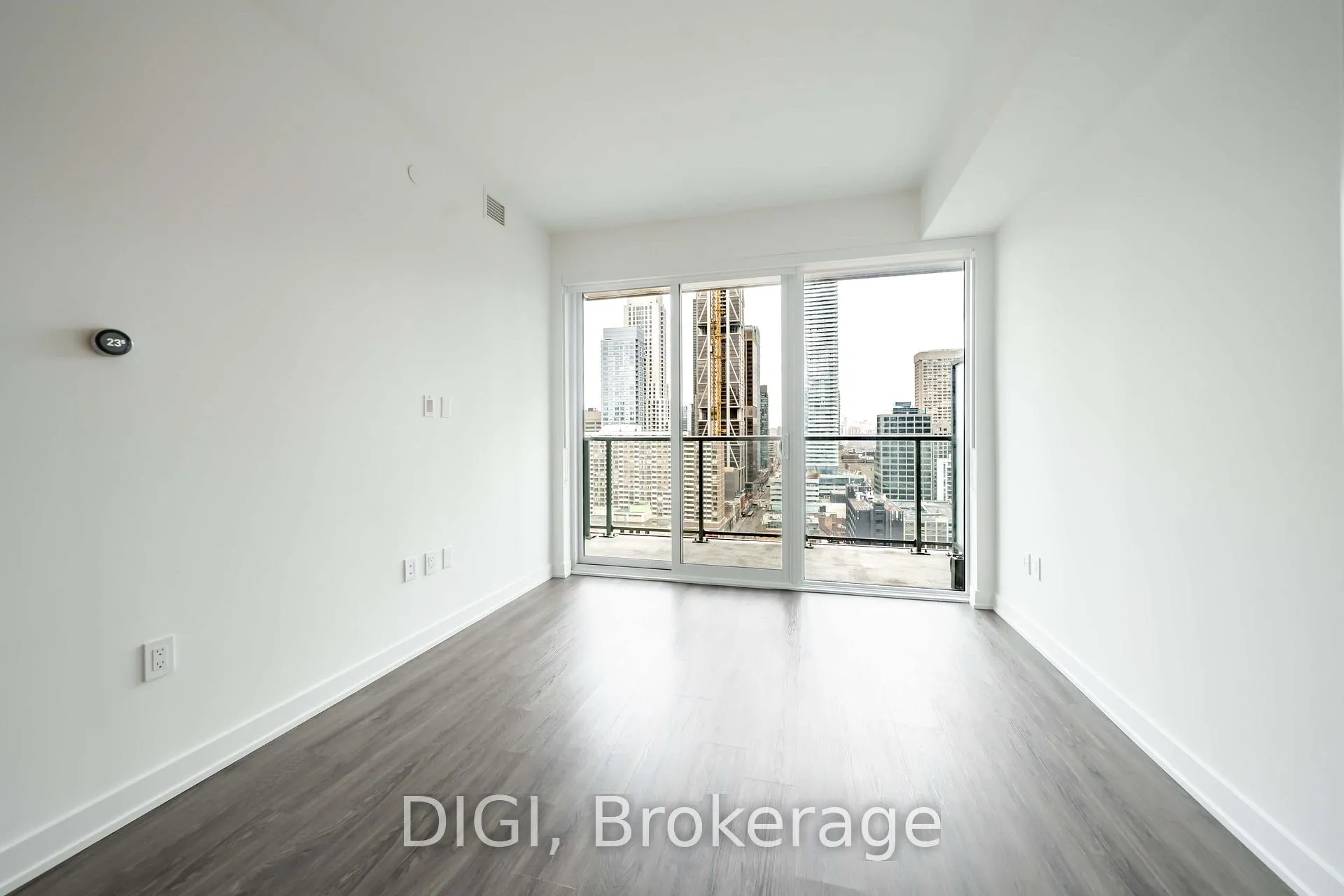 Photo 11 of Unit 307, 8 Gloucester Street, Toronto, Church-Yonge Corridor — HOMEH