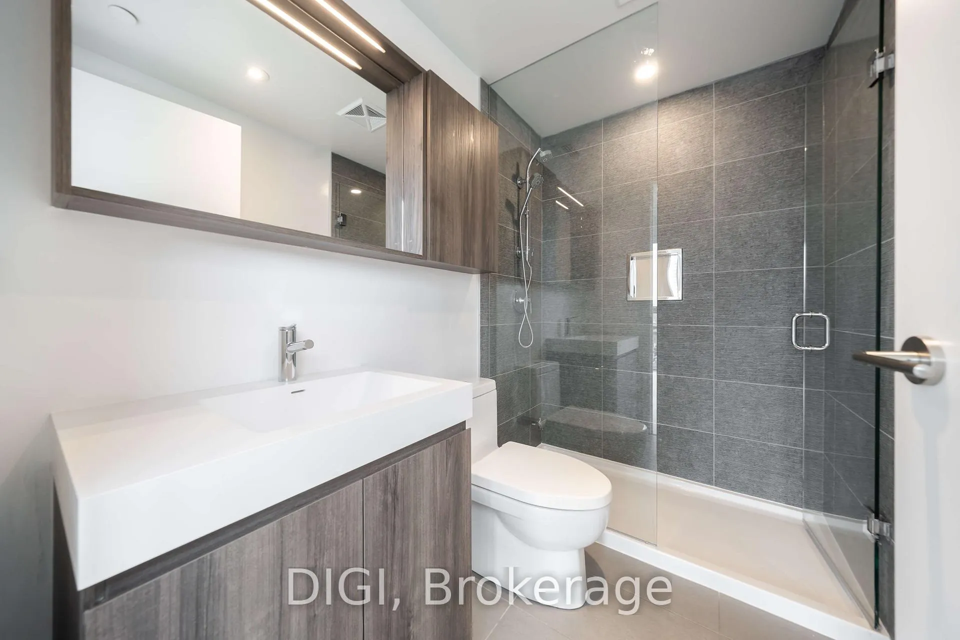 Photo 16 of Unit 307, 8 Gloucester Street, Toronto, Church-Yonge Corridor — HOMEH