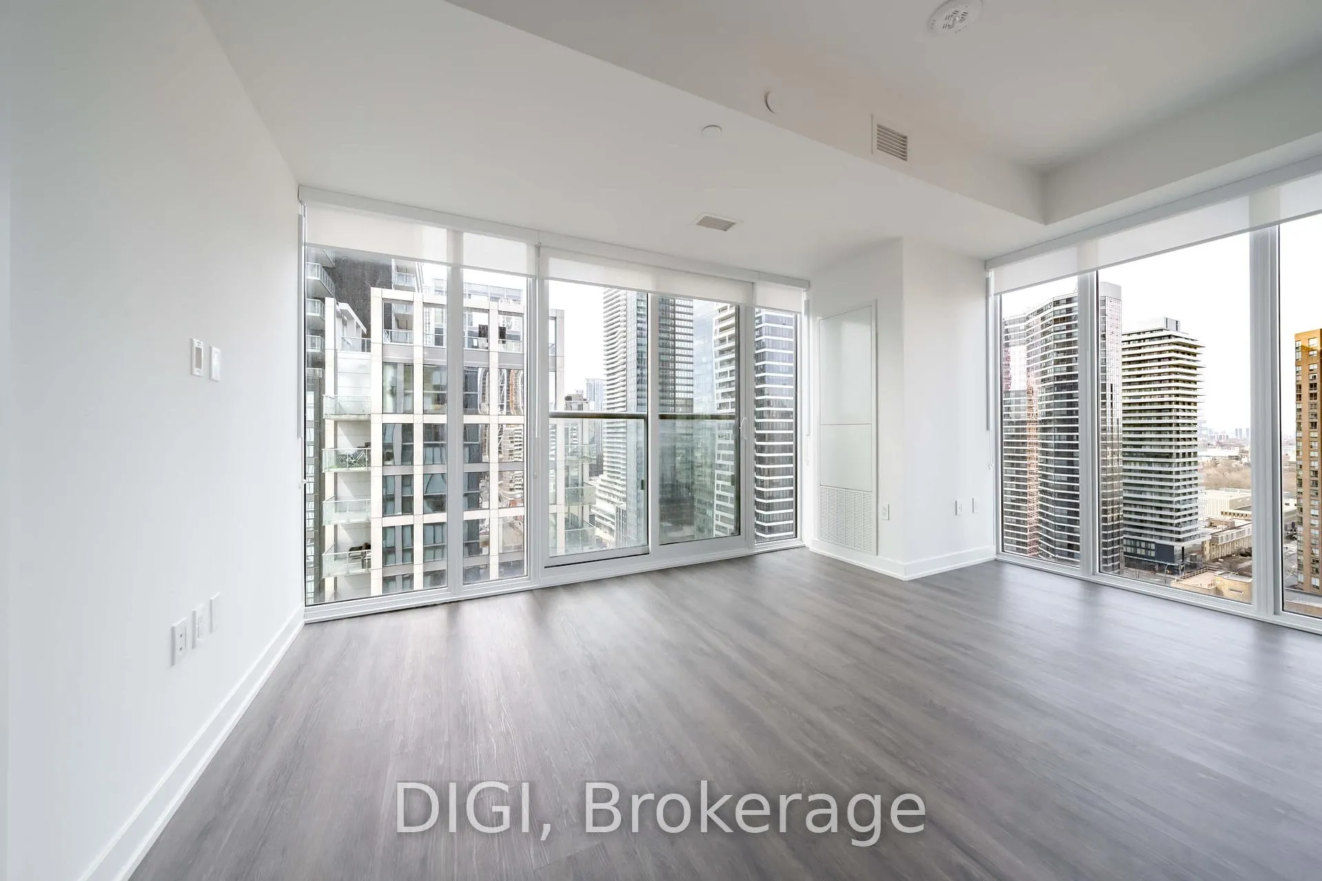 Photo 10 of Unit 2002, 8 Gloucester Street, Toronto, Church-Yonge Corridor — HOMEH