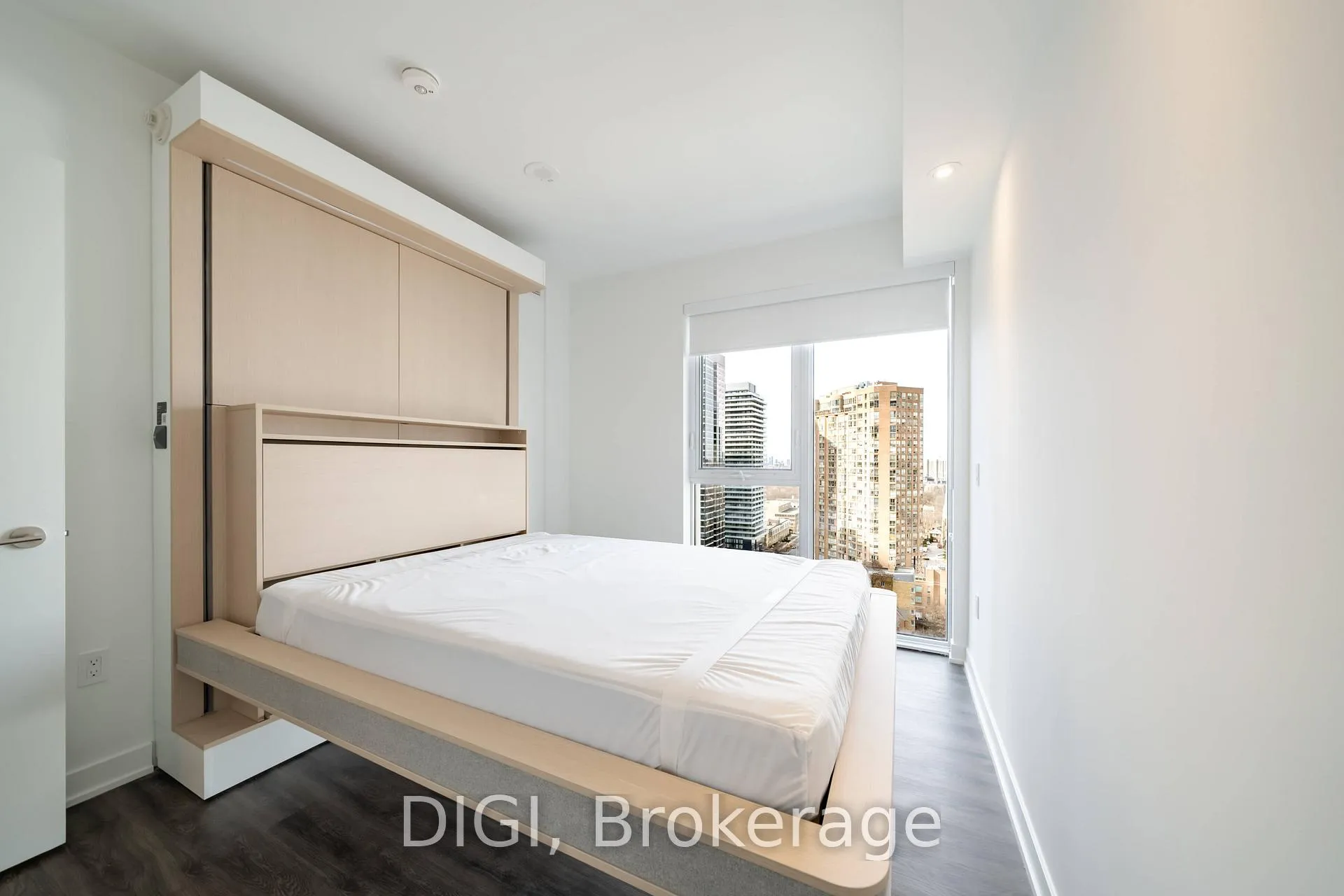 Photo 13 of Unit 2002, 8 Gloucester Street, Toronto, Church-Yonge Corridor — HOMEH