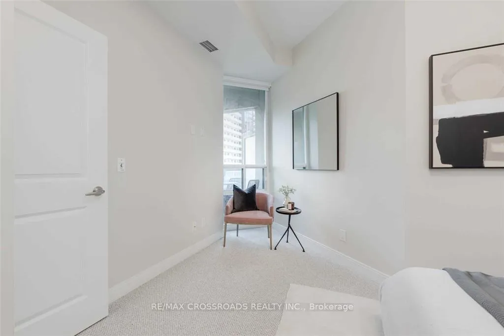 Photo 25 of Unit 814, 88 Broadway Avenue, Toronto, Mount Pleasant West — HOMEH