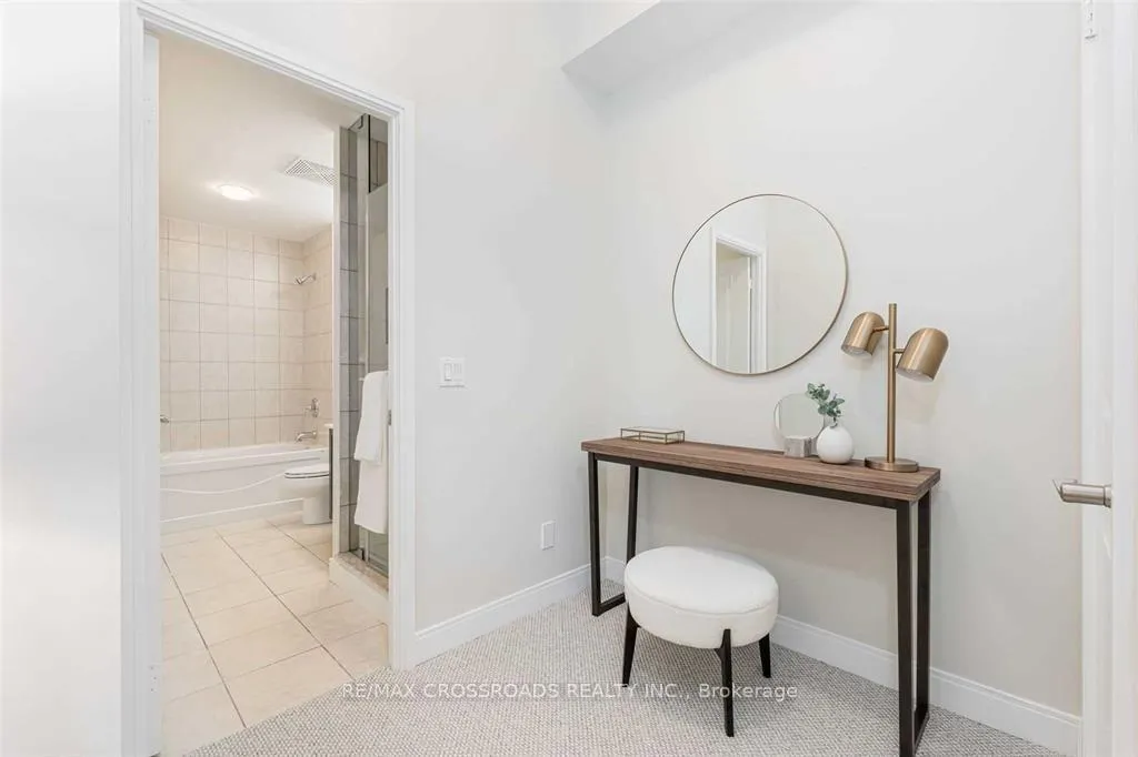 Photo 27 of Unit 814, 88 Broadway Avenue, Toronto, Mount Pleasant West — HOMEH