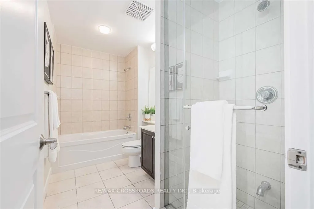 Photo 28 of Unit 814, 88 Broadway Avenue, Toronto, Mount Pleasant West — HOMEH