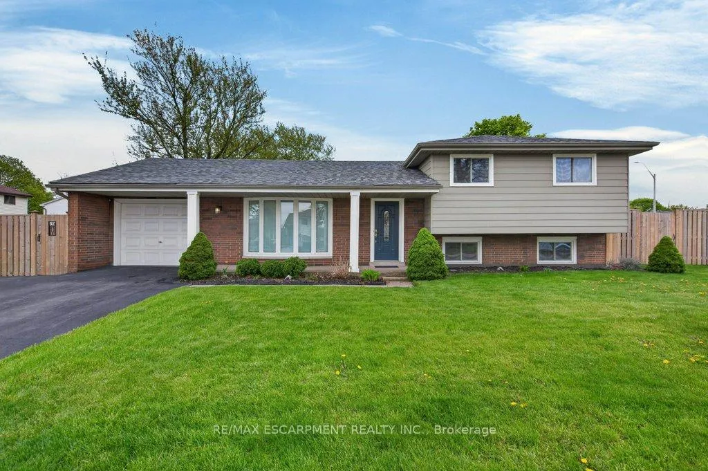Photo 1 of 4 Camelot Drive, Hamilton, Lawfield — HOMEH