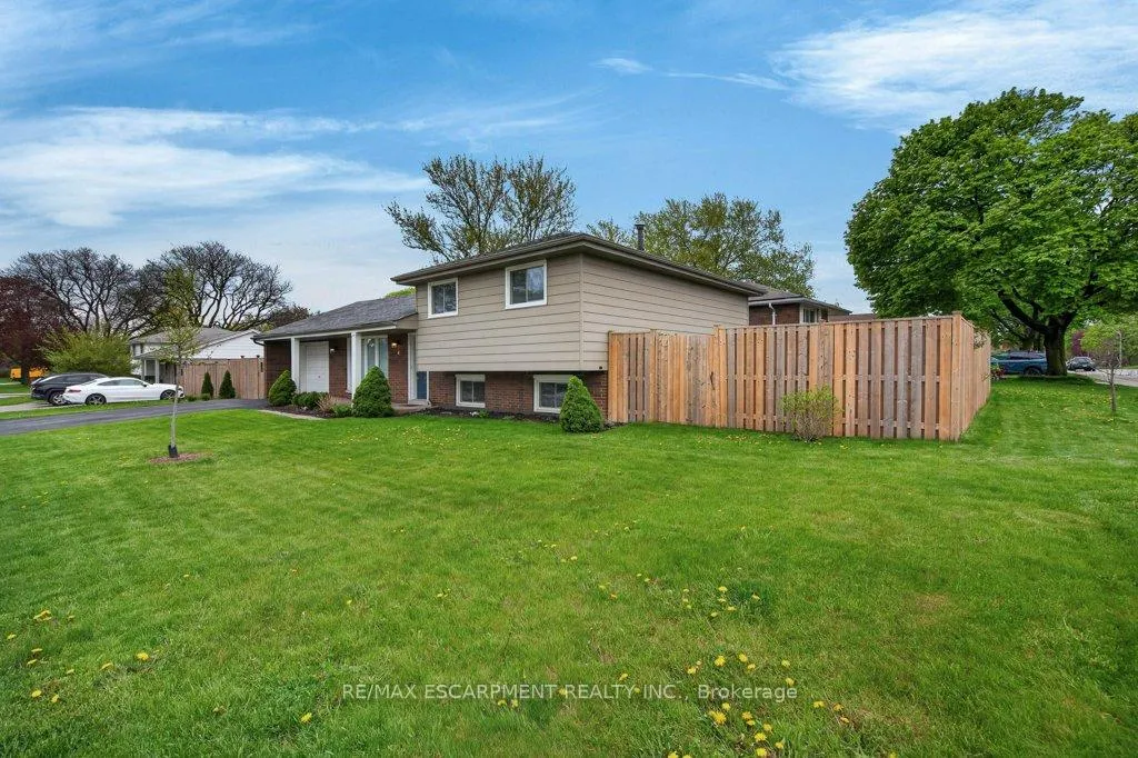 Photo 3 of 4 Camelot Drive, Hamilton, Lawfield — HOMEH
