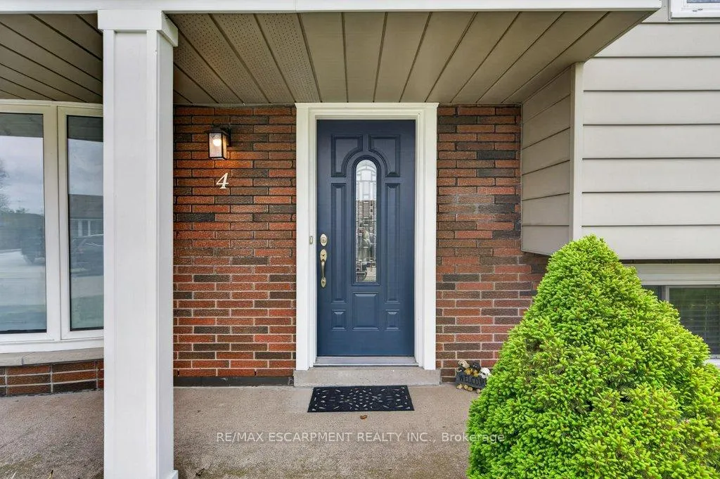 Photo 5 of 4 Camelot Drive, Hamilton, Lawfield — HOMEH