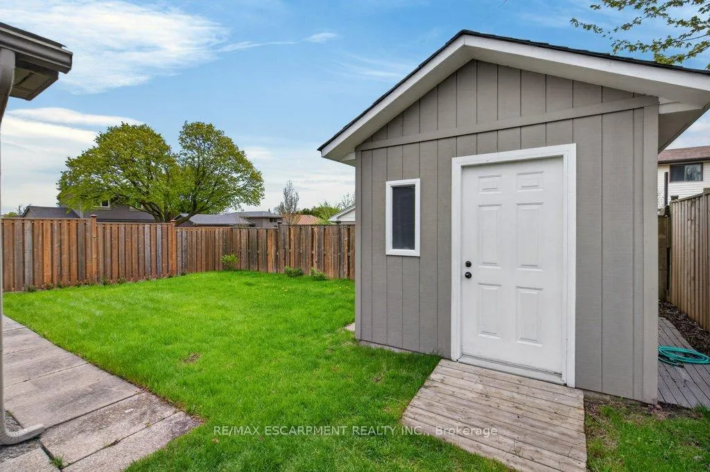 Photo 40 of 4 Camelot Drive, Hamilton, Lawfield — HOMEH