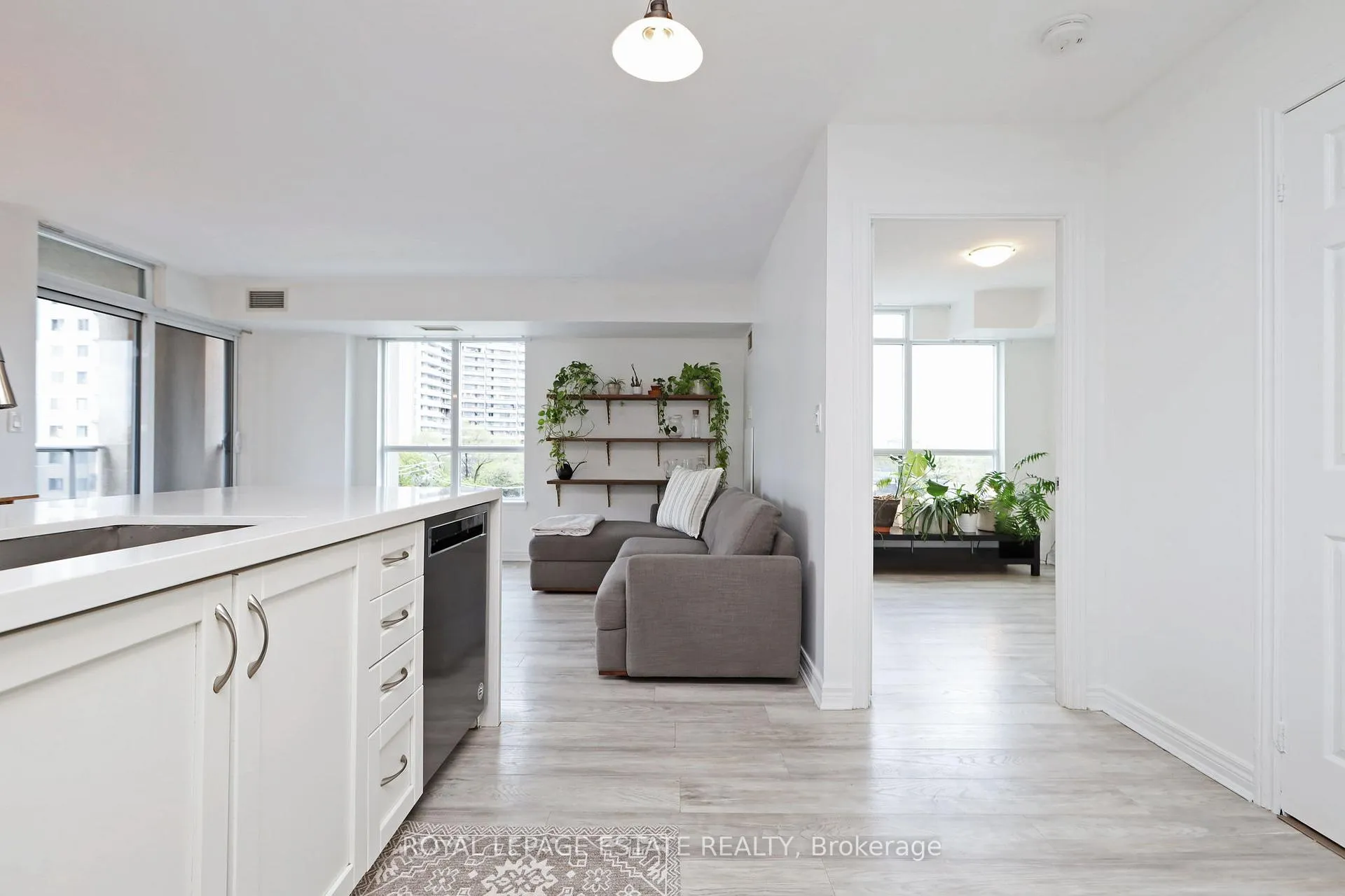 Photo 3 of Unit 512, 225 Wellesley Street E, Toronto, Cabbagetown-South St. James Town — HOMEH