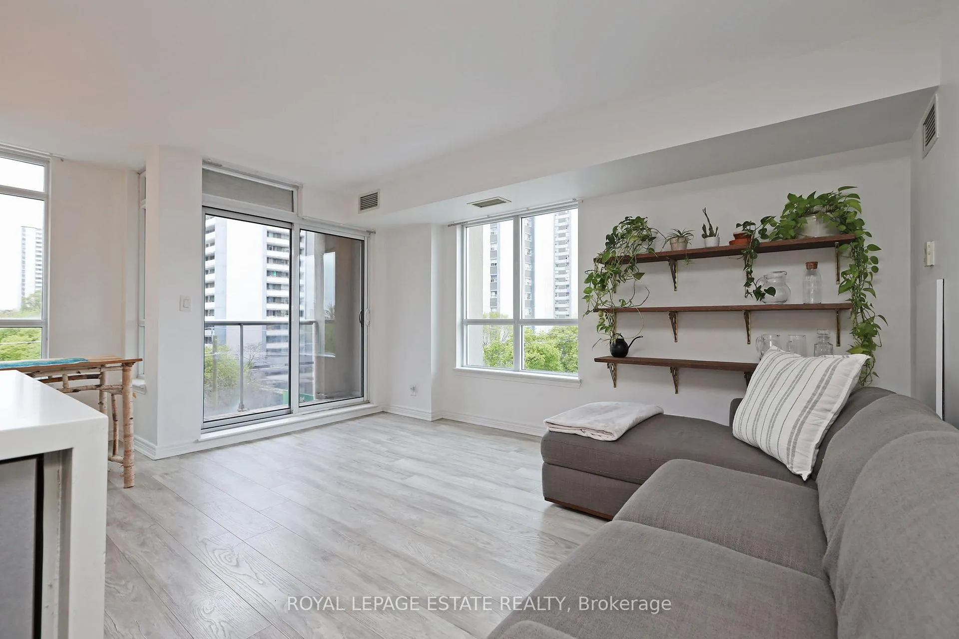 Photo 7 of Unit 512, 225 Wellesley Street E, Toronto, Cabbagetown-South St. James Town — HOMEH