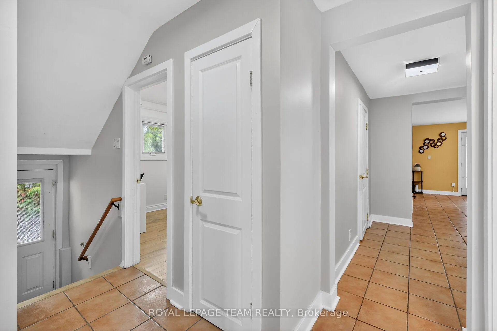 Photo 15 of 196 Prince Albert Street, Ottawa, Overbrook/Castle Heights — HOMEH