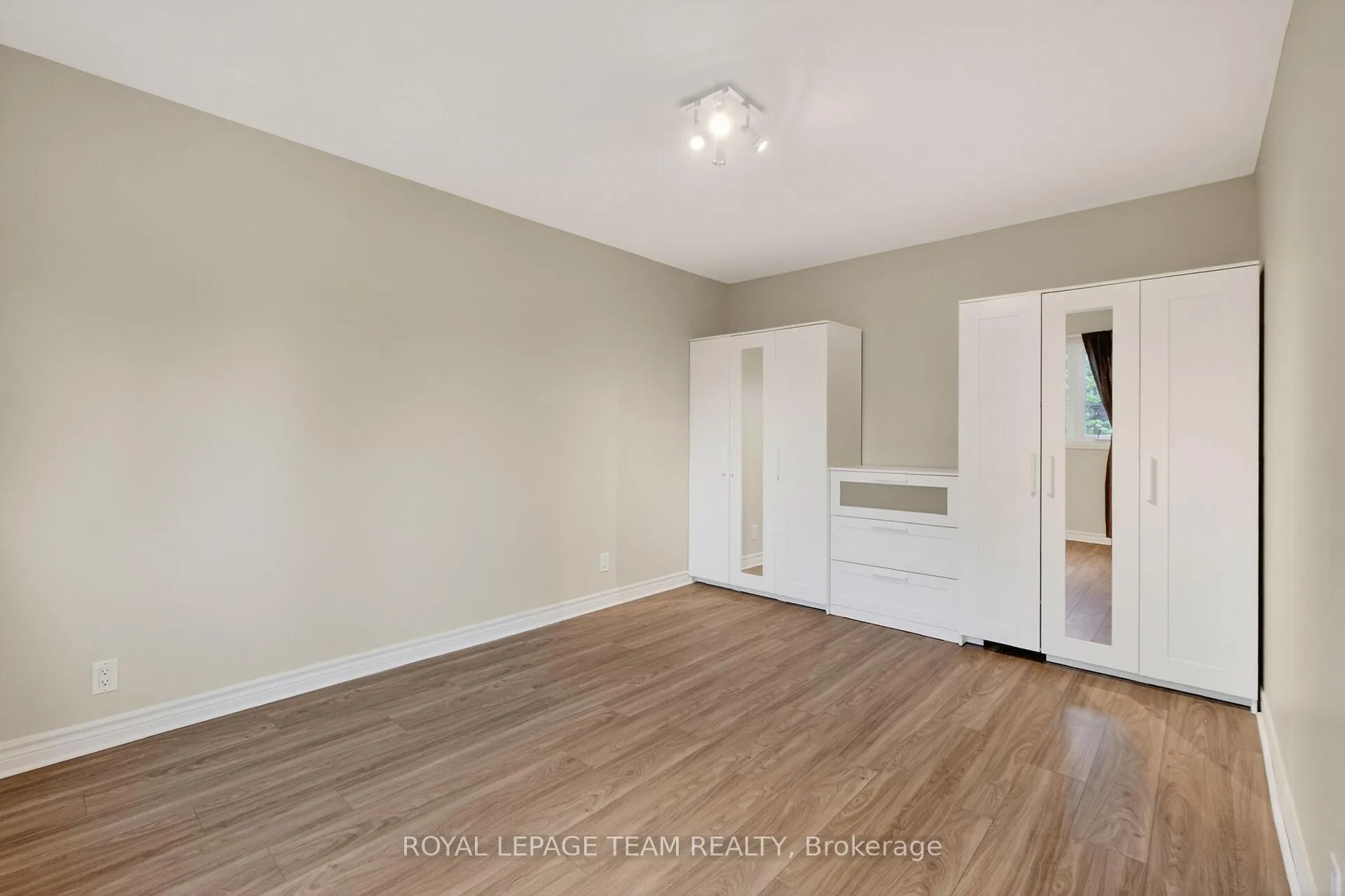 Photo 40 of 196 Prince Albert Street, Ottawa, Overbrook/Castle Heights — HOMEH