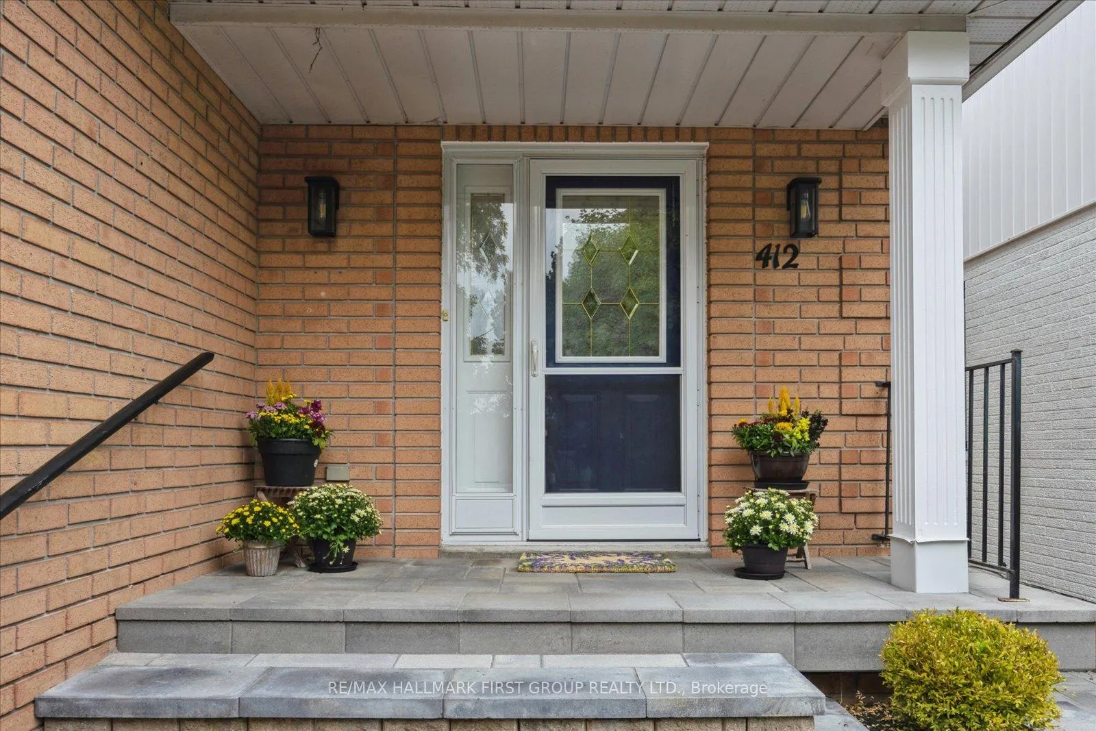 Photo 2 of 412 Athol Street, Whitby, Downtown Whitby — HOMEH