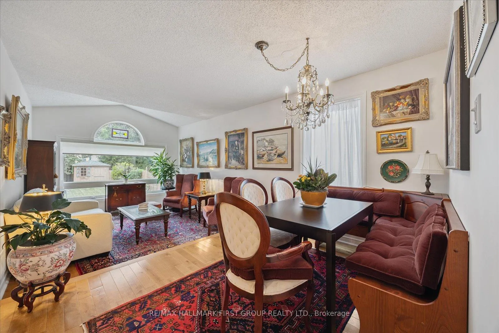 Photo 8 of 412 Athol Street, Whitby, Downtown Whitby — HOMEH
