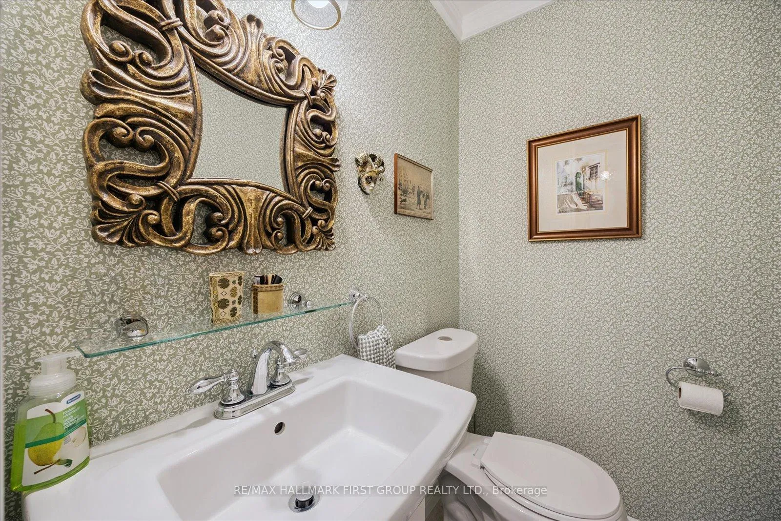 Photo 16 of 412 Athol Street, Whitby, Downtown Whitby — HOMEH