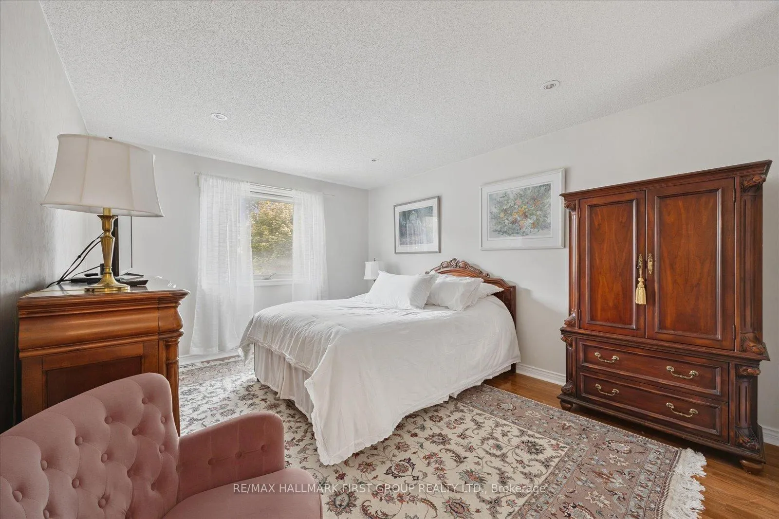 Photo 18 of 412 Athol Street, Whitby, Downtown Whitby — HOMEH