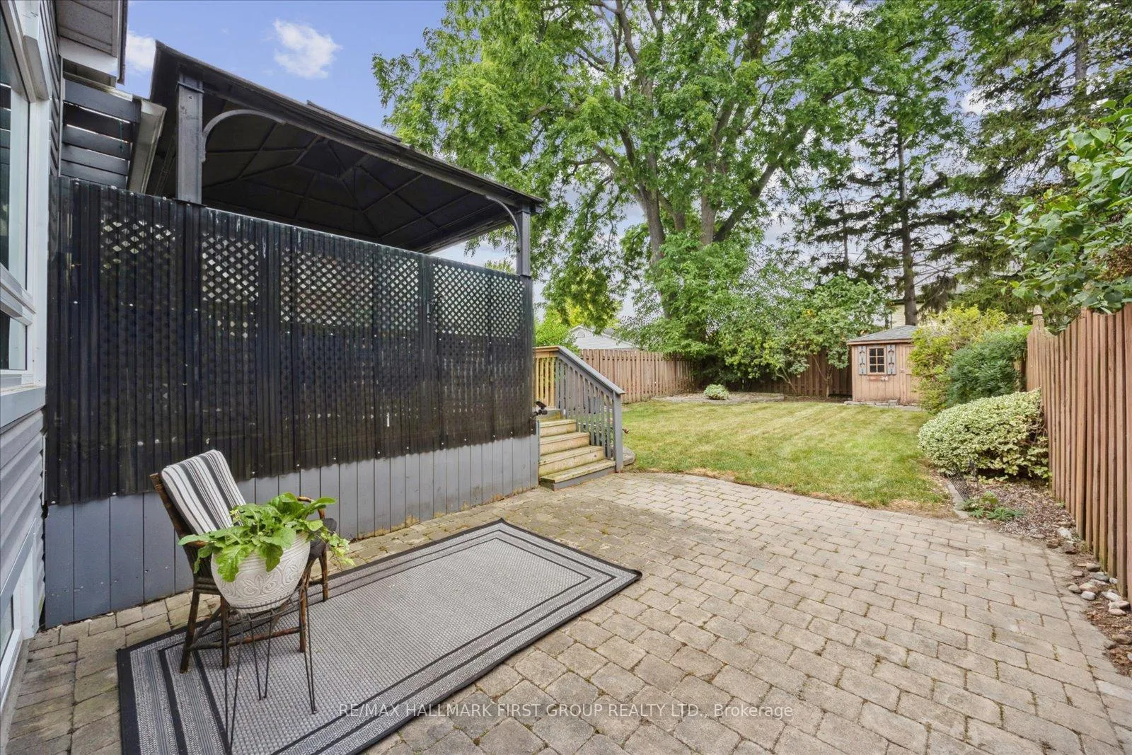 Photo 33 of 412 Athol Street, Whitby, Downtown Whitby — HOMEH