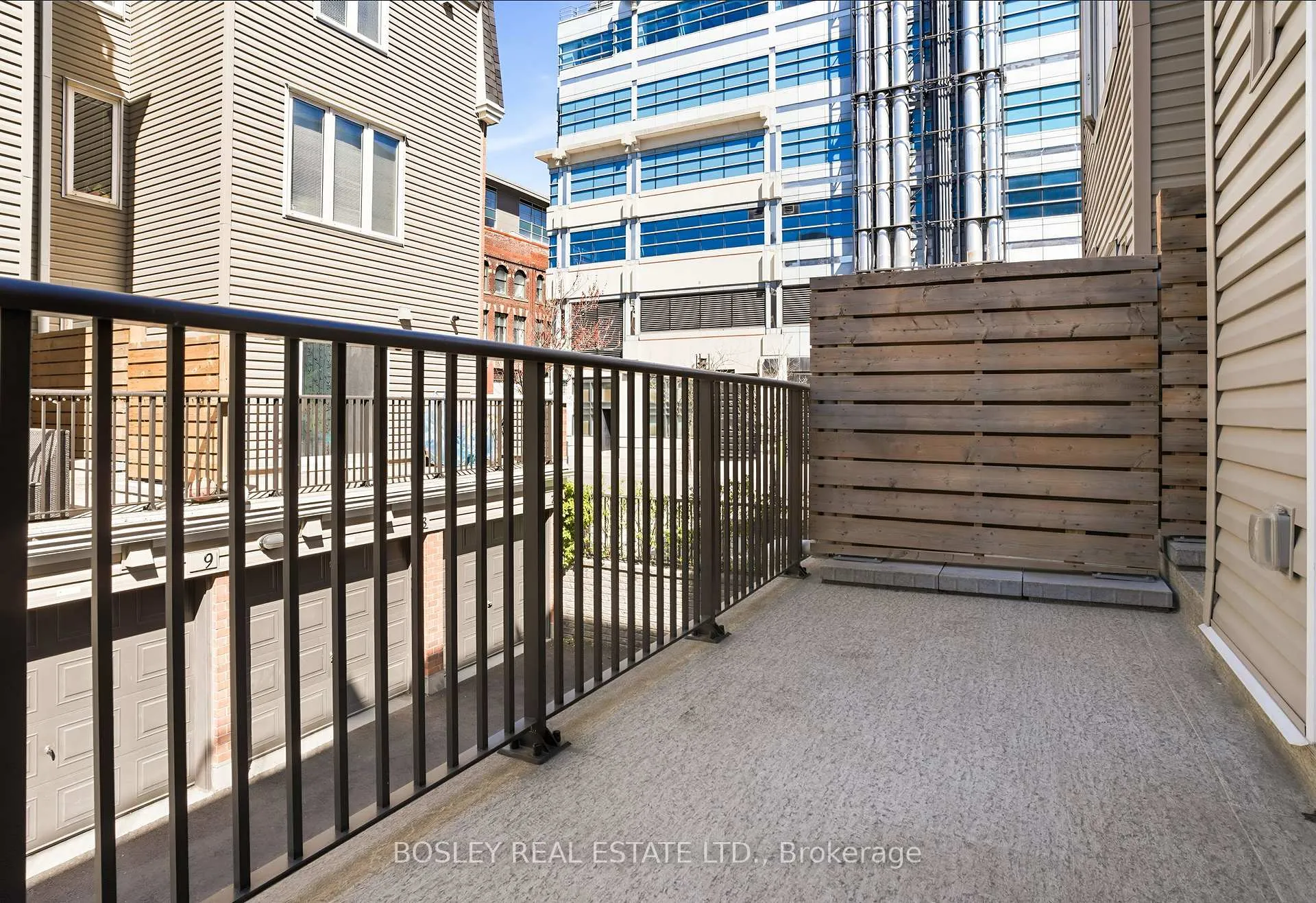 Photo 24 of Unit 606, 100 Strachan Avenue, Toronto, Niagara — HOMEH