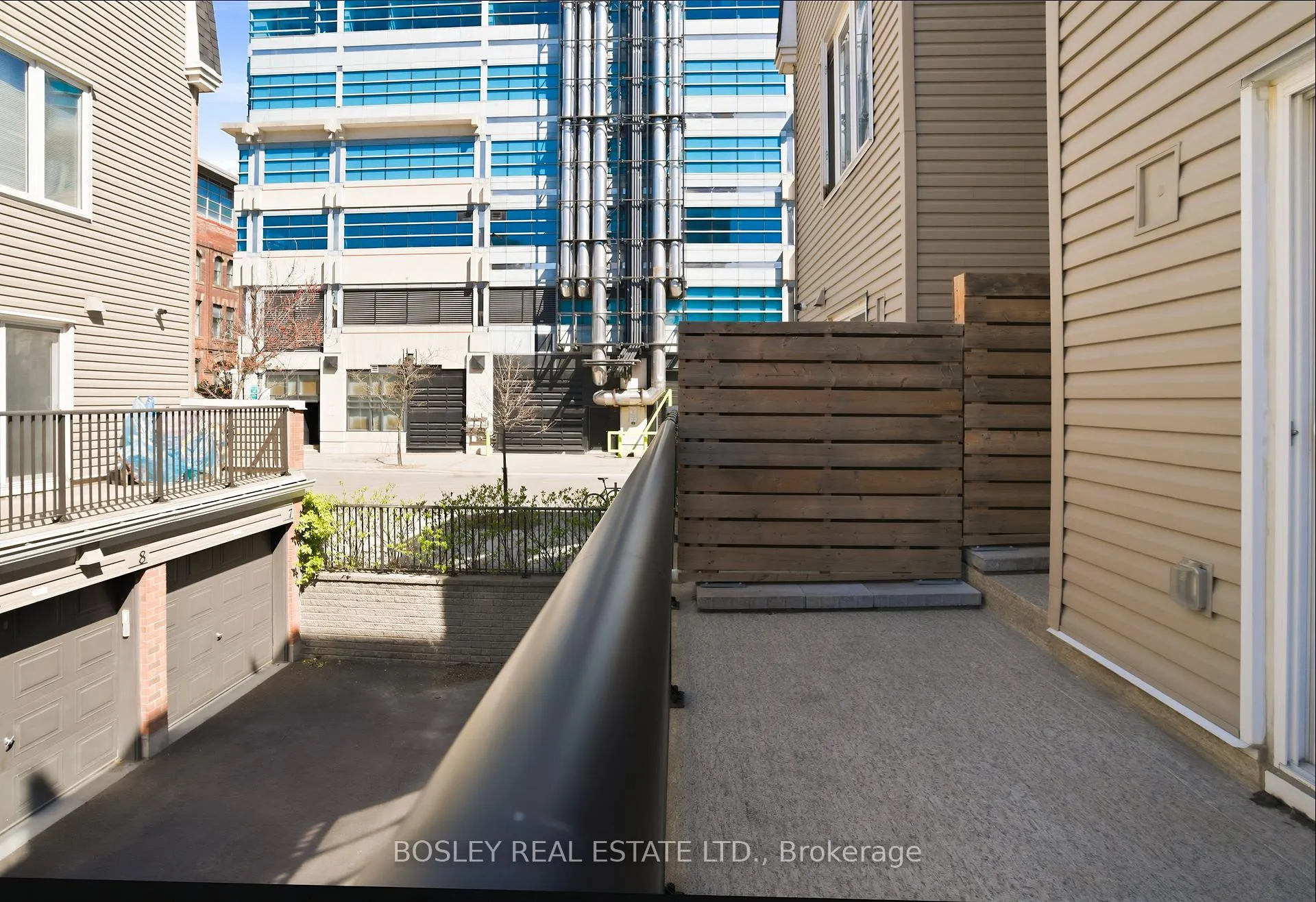 Photo 27 of Unit 606, 100 Strachan Avenue, Toronto, Niagara — HOMEH