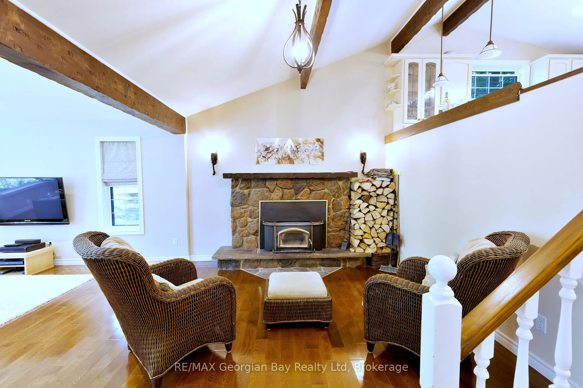 Photo 5 of 133 Timcourt Drive, Tiny, Rural Tiny — HOMEH