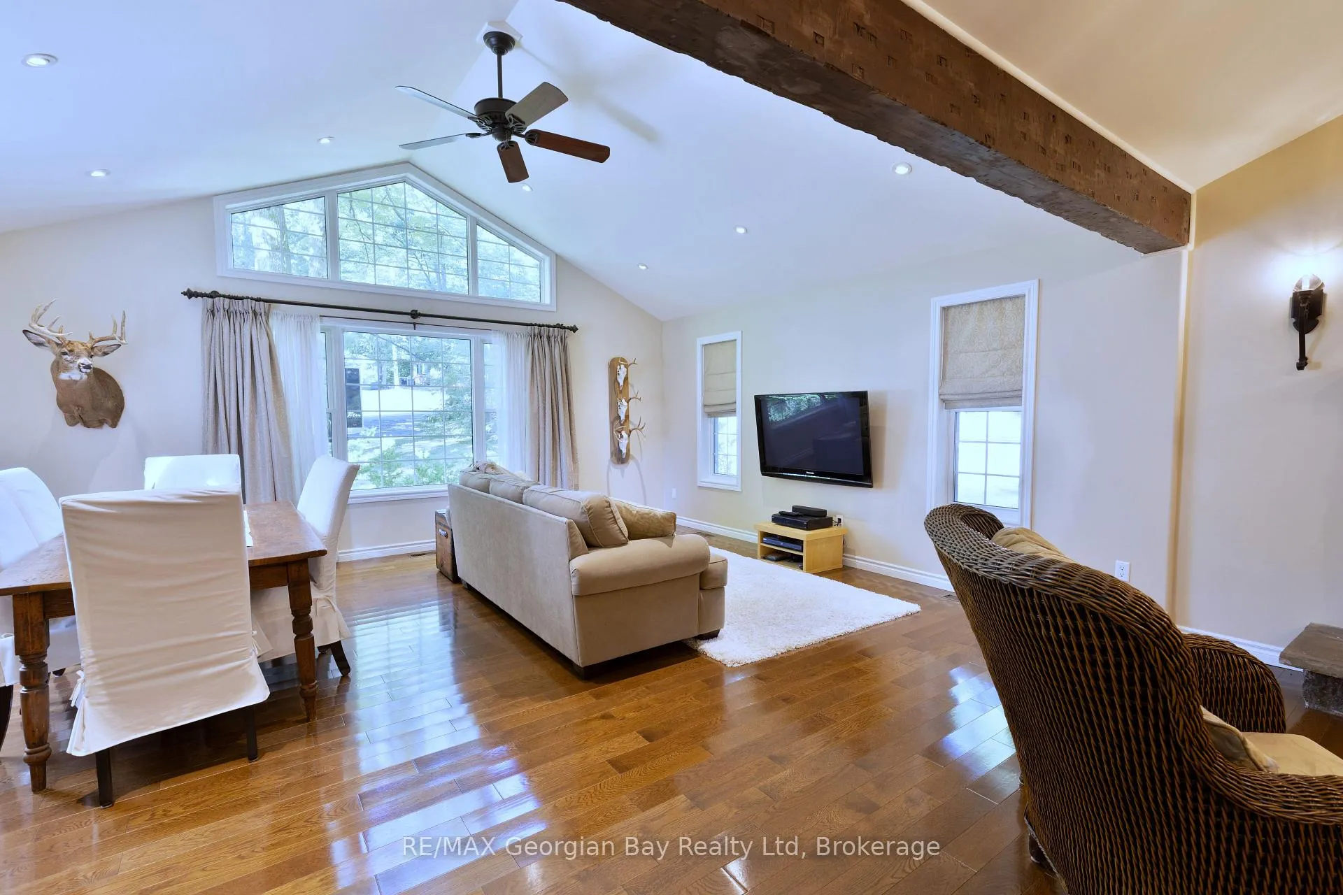 Photo 7 of 133 Timcourt Drive, Tiny, Rural Tiny — HOMEH
