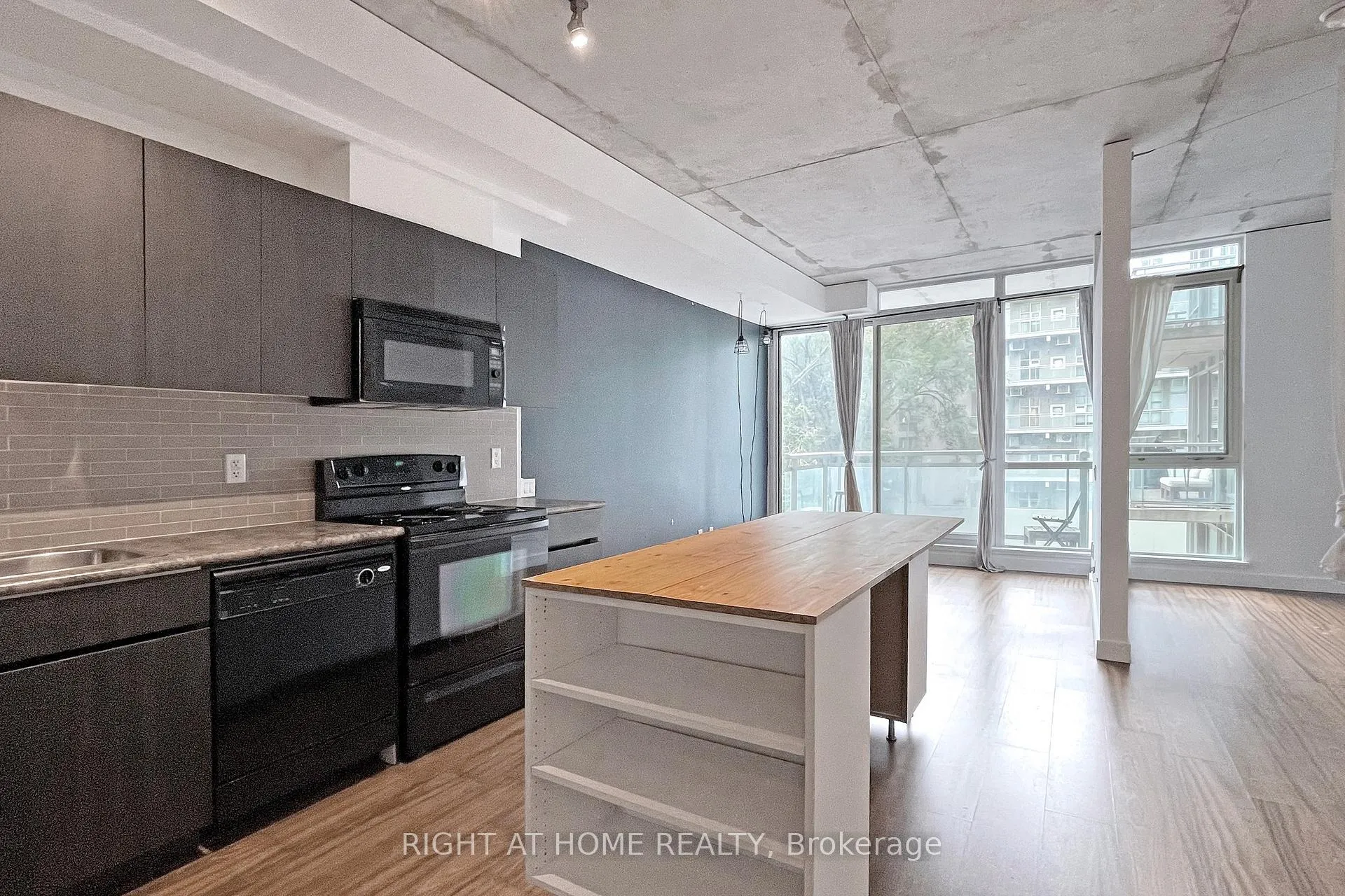Photo 21 of Unit 312, 38 Niagara Street, Toronto, Waterfront Communities — HOMEH