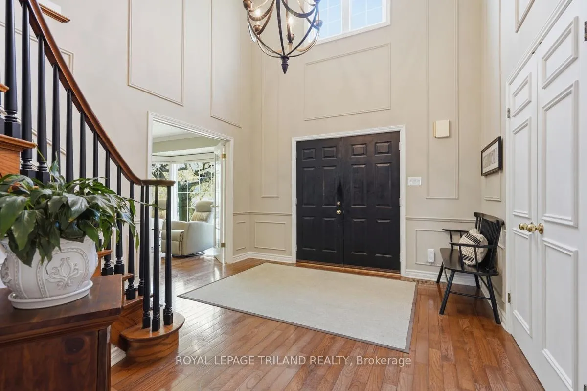 Photo 4 of 48 Tamarack Crescent, London, South L — HOMEH