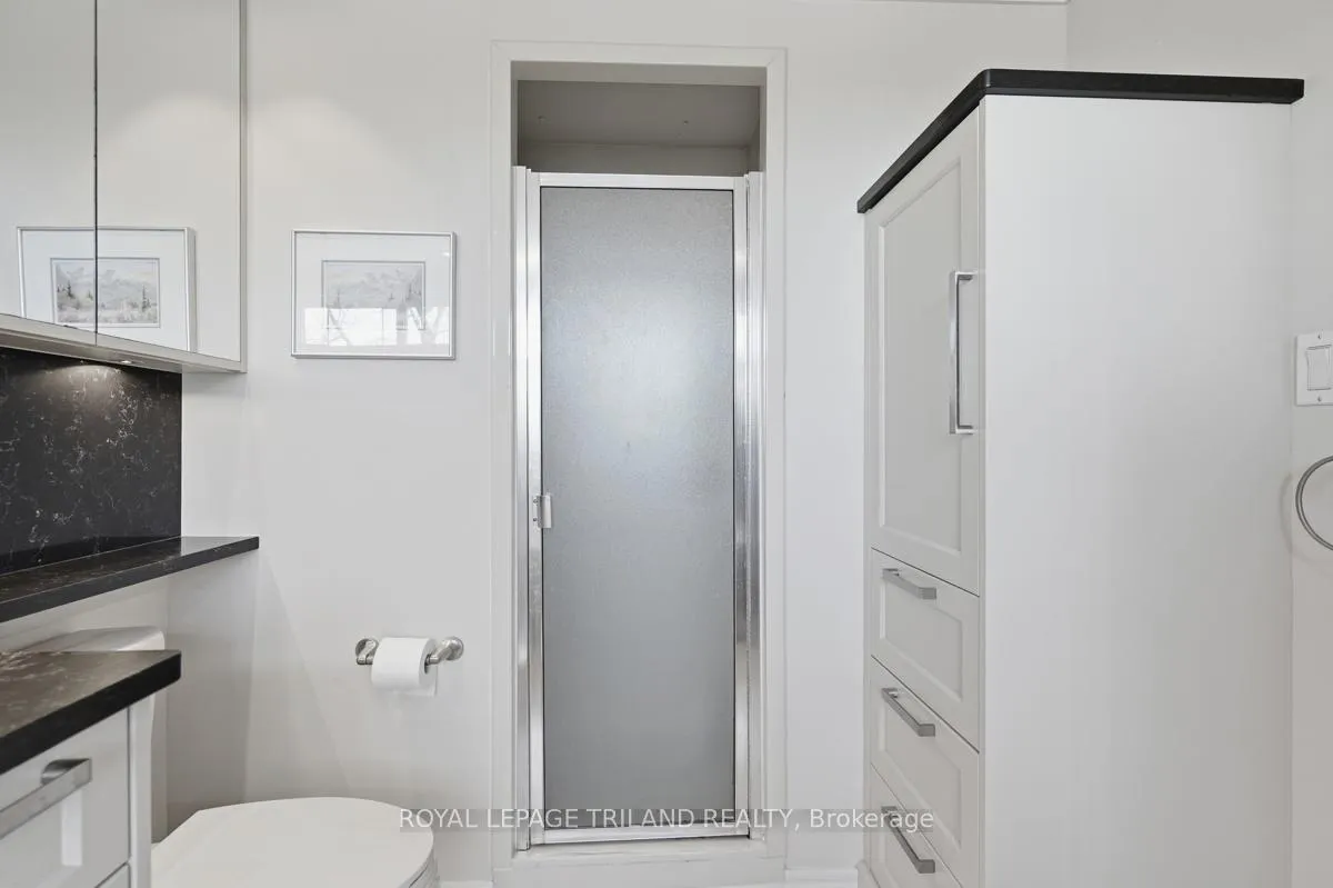 Photo 23 of 48 Tamarack Crescent, London, South L — HOMEH