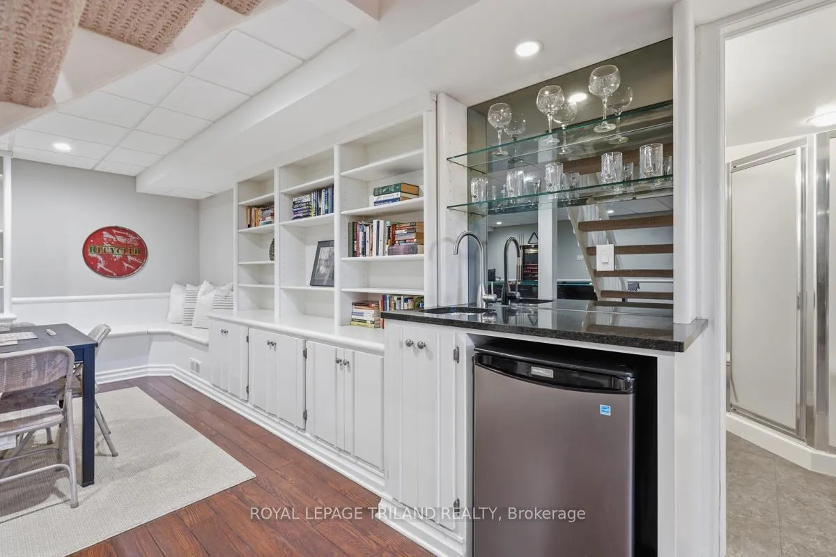 Photo 31 of 48 Tamarack Crescent, London, South L — HOMEH