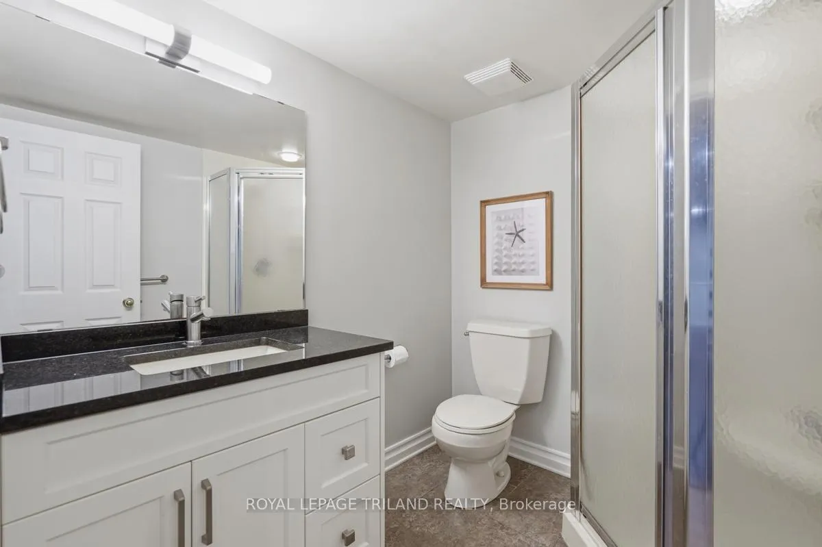 Photo 33 of 48 Tamarack Crescent, London, South L — HOMEH