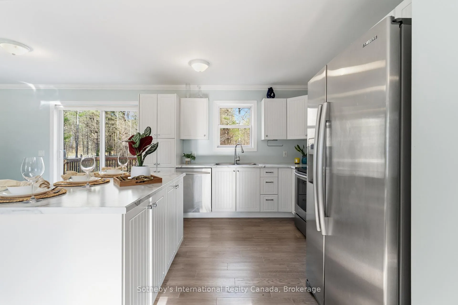 Photo 9 of 1021 Tower Crescent, Gravenhurst, Morrison — HOMEH