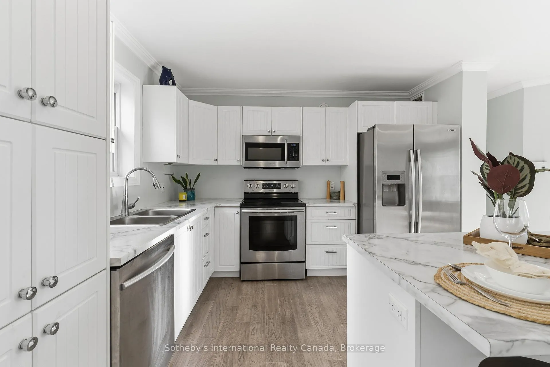 Photo 12 of 1021 Tower Crescent, Gravenhurst, Morrison — HOMEH