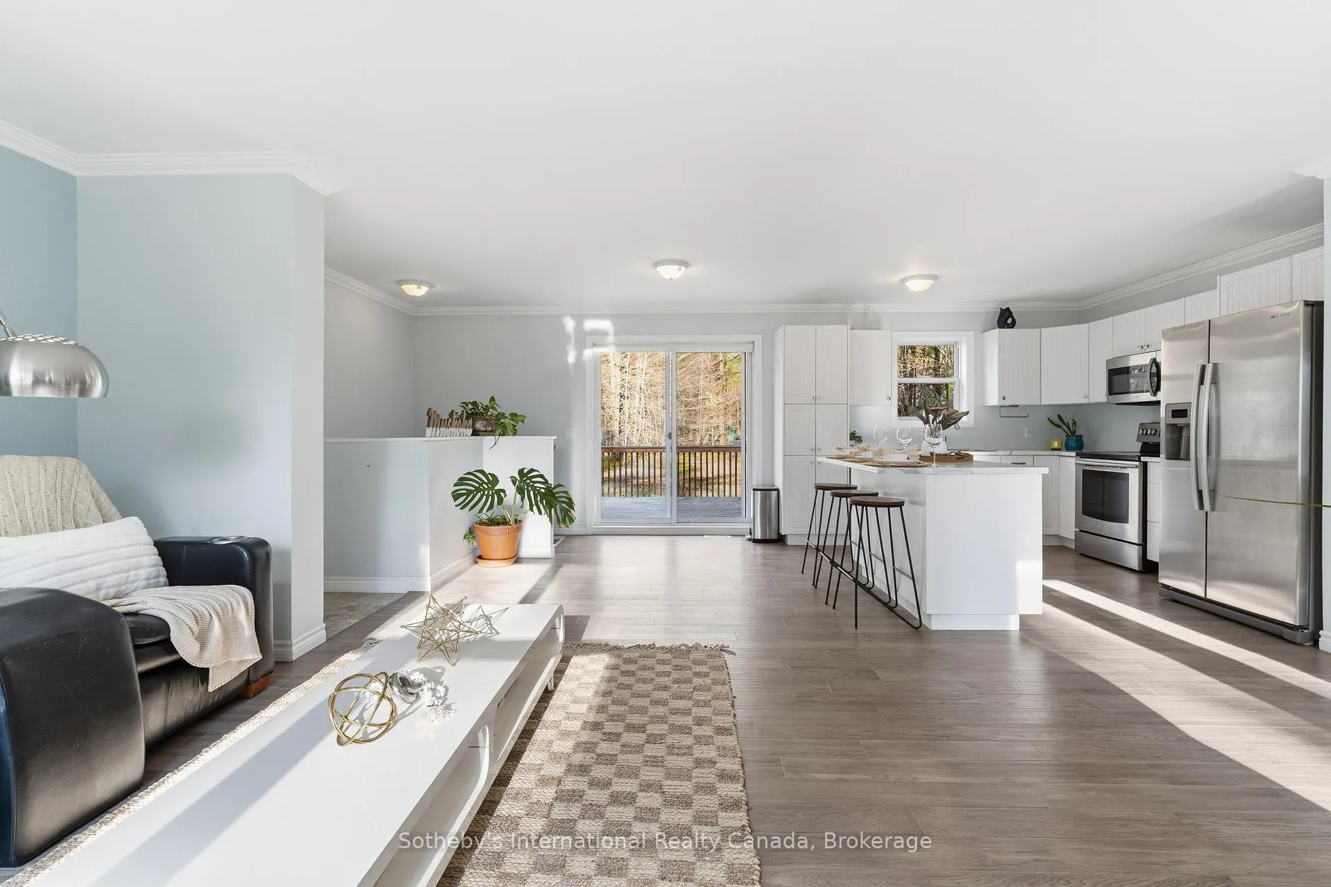 Photo 15 of 1021 Tower Crescent, Gravenhurst, Morrison — HOMEH
