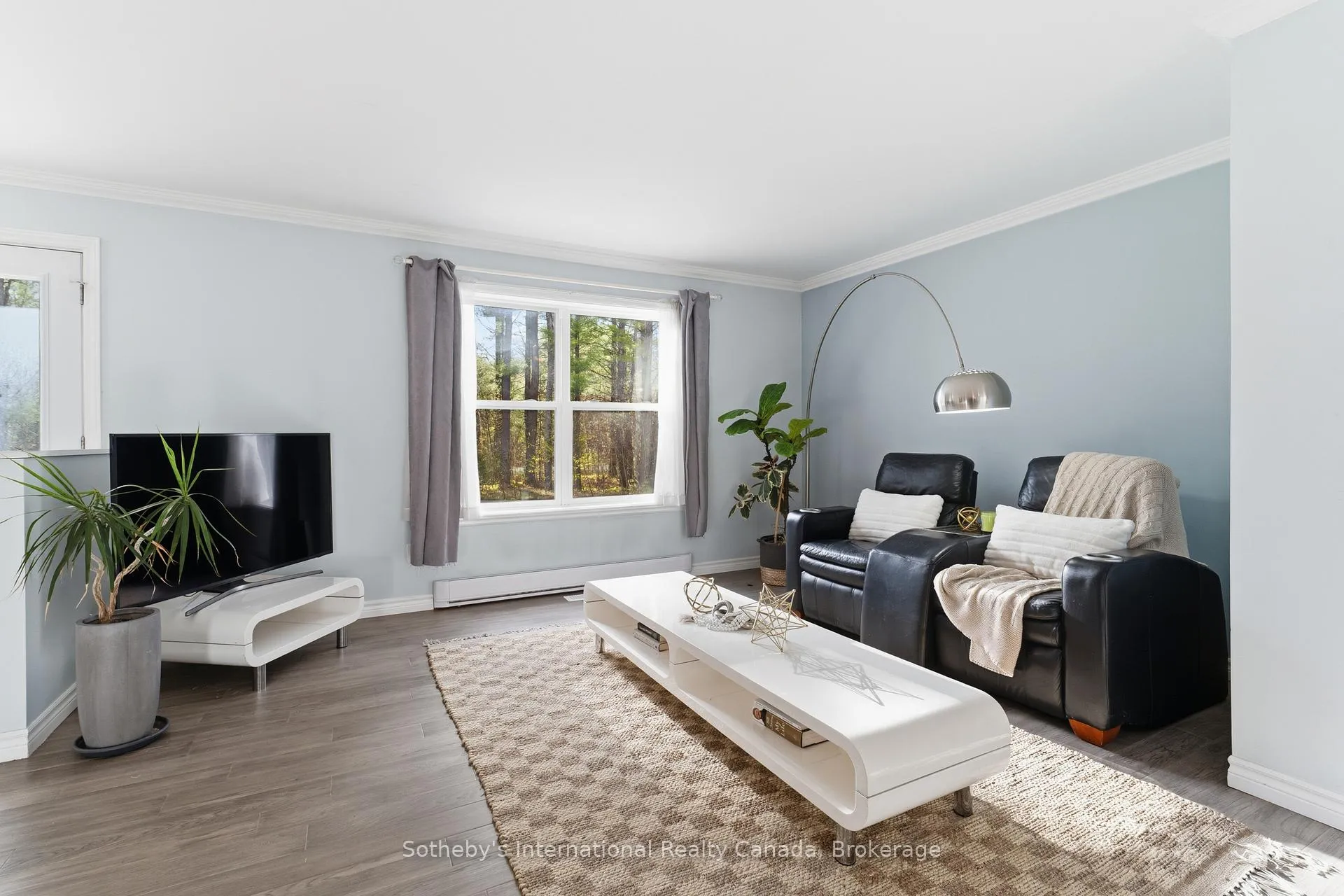 Photo 17 of 1021 Tower Crescent, Gravenhurst, Morrison — HOMEH