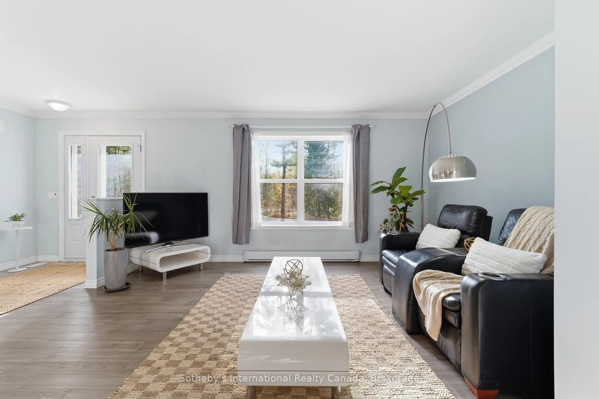 Photo 18 of 1021 Tower Crescent, Gravenhurst, Morrison — HOMEH