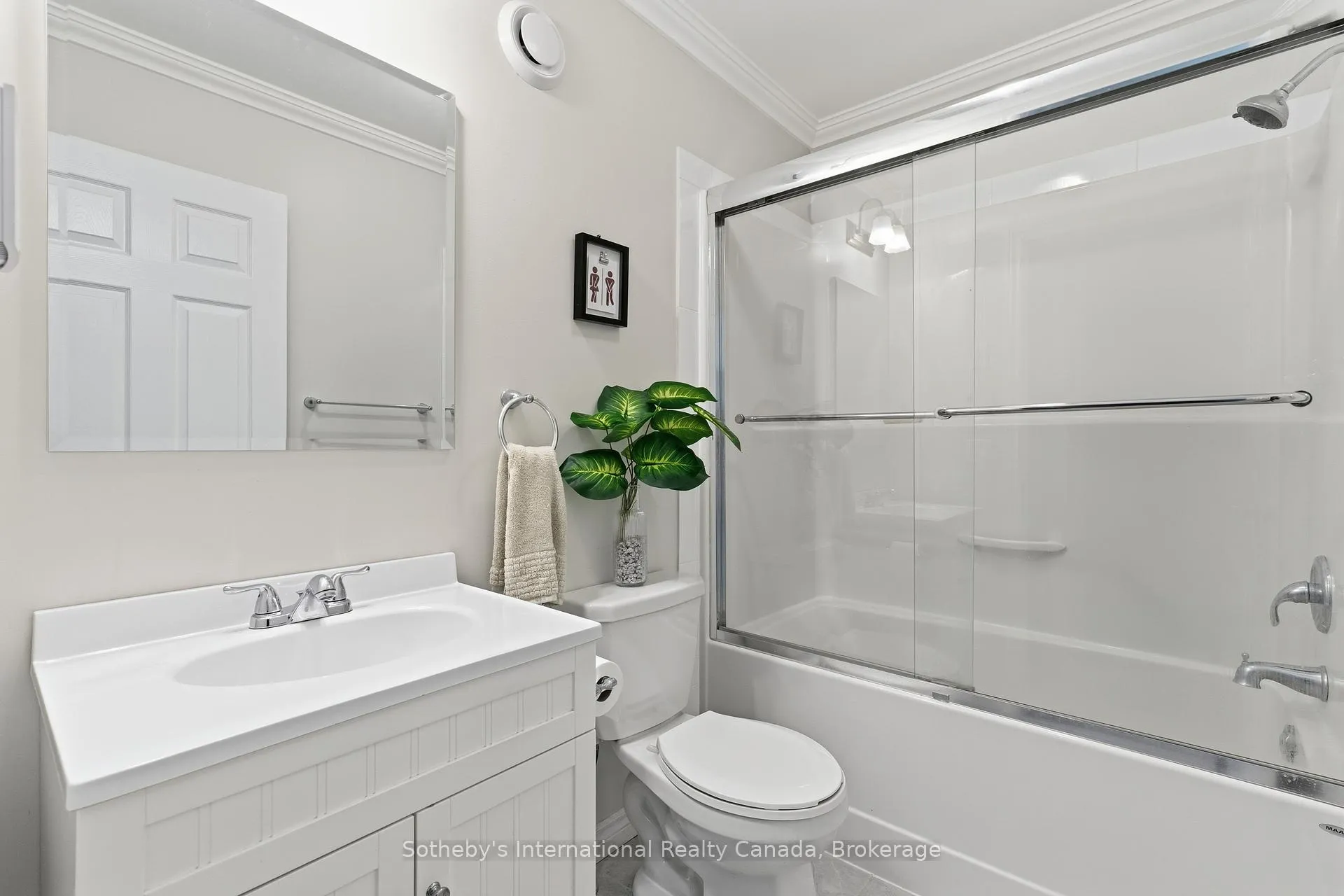 Photo 22 of 1021 Tower Crescent, Gravenhurst, Morrison — HOMEH
