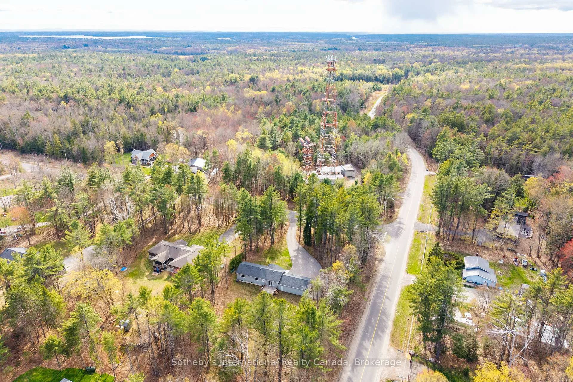 Photo 48 of 1021 Tower Crescent, Gravenhurst, Morrison — HOMEH