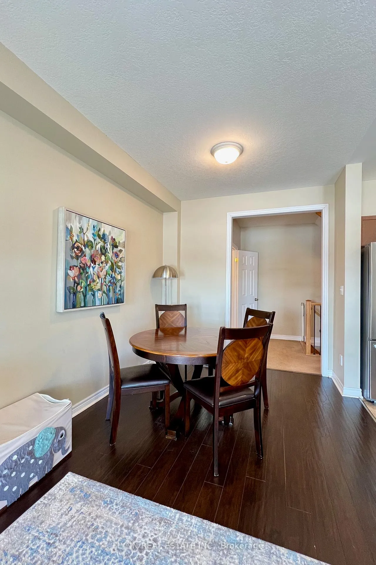 Photo 14 of 130 Truedell Circle, Hamilton, Waterdown — HOMEH
