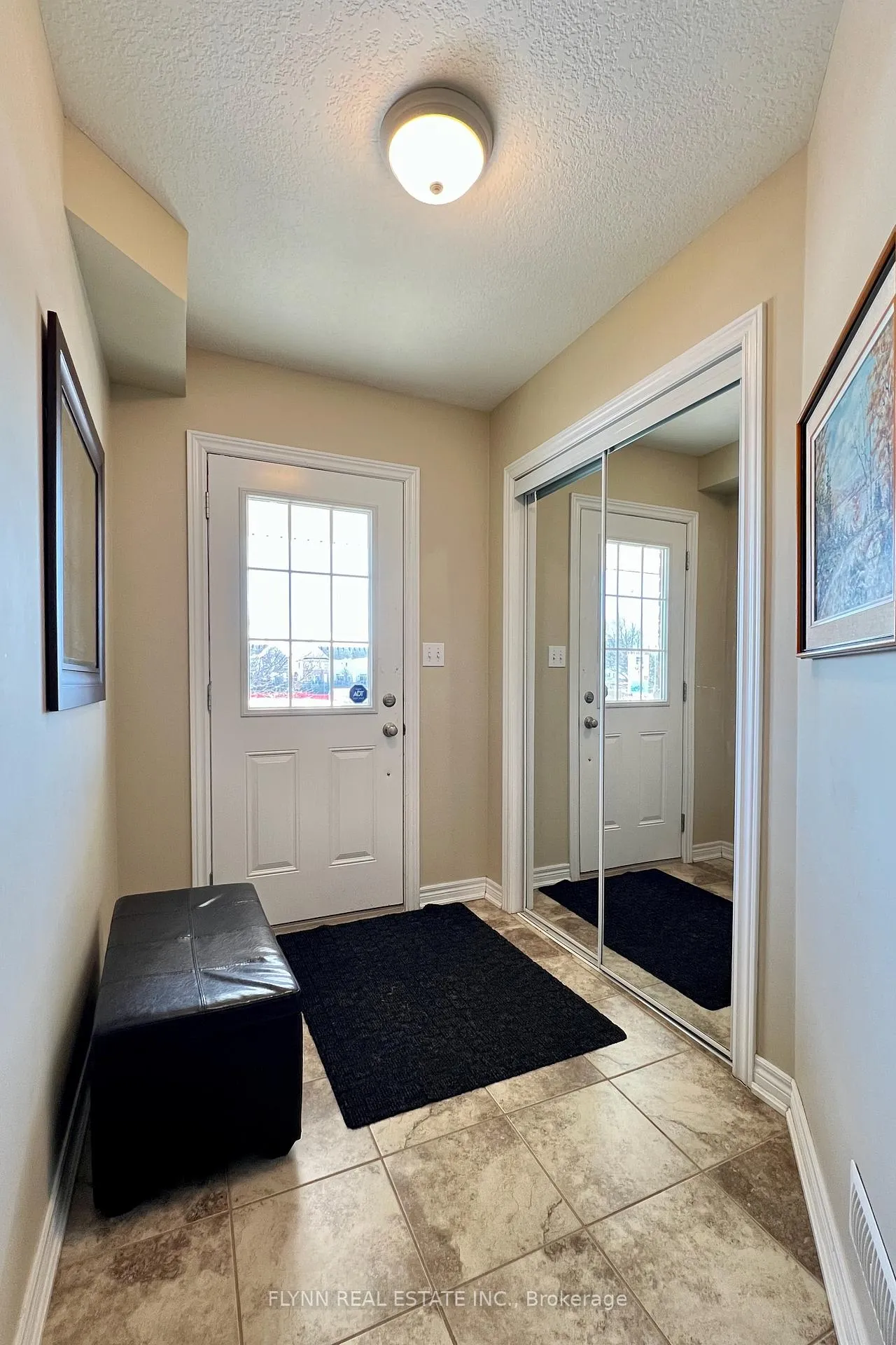 Photo 19 of 130 Truedell Circle, Hamilton, Waterdown — HOMEH