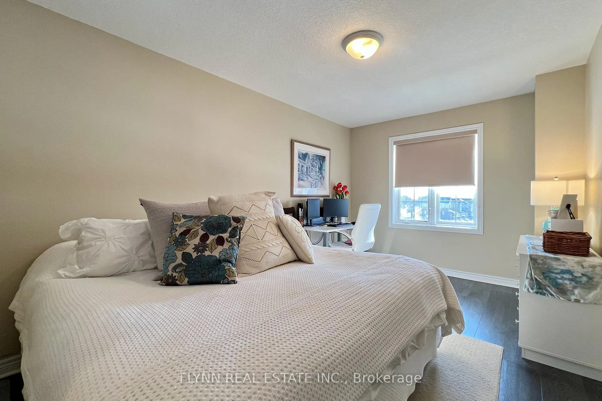 Photo 29 of 130 Truedell Circle, Hamilton, Waterdown — HOMEH