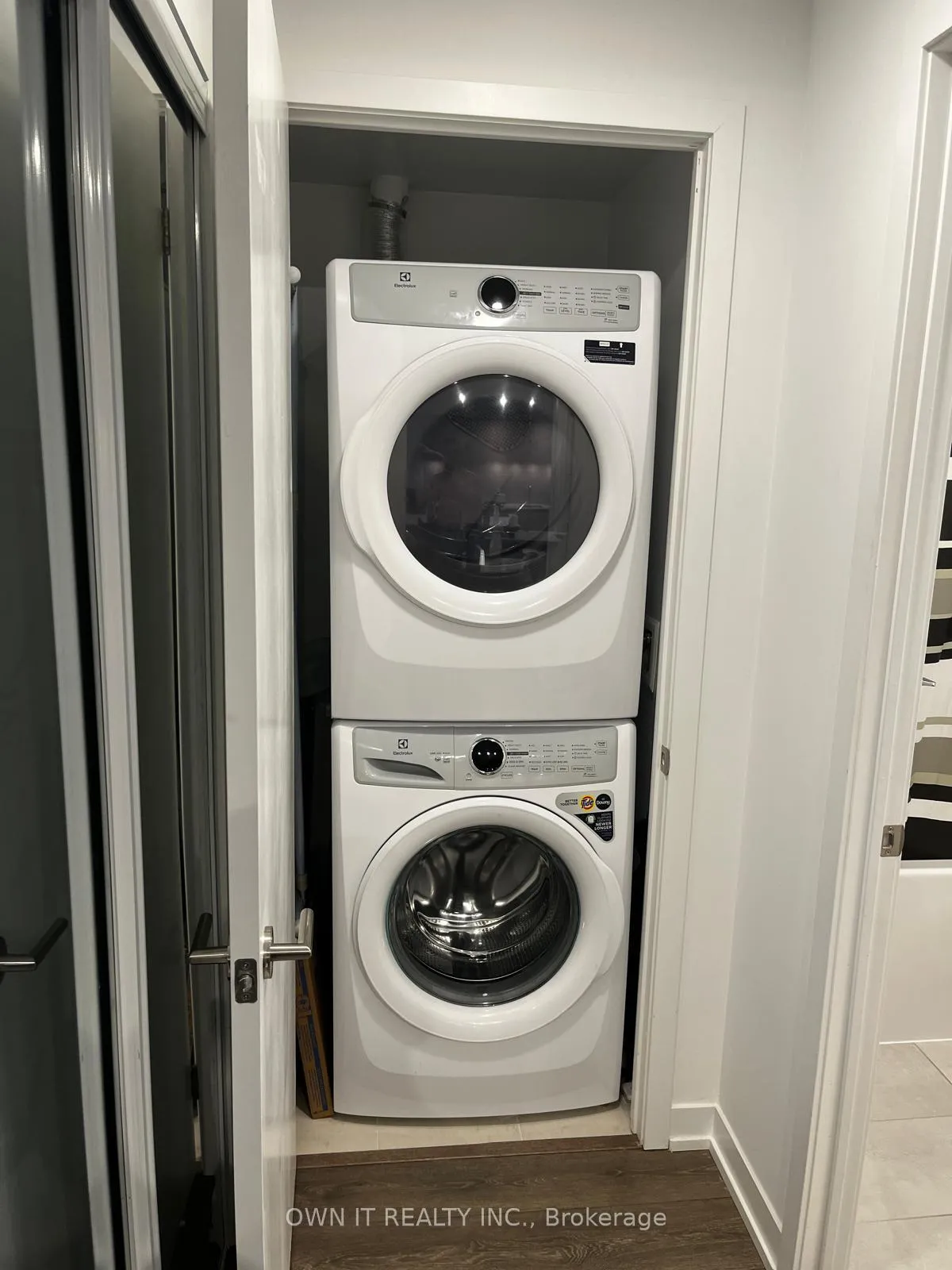 Photo 6 of Unit 513, 7950 Bathurst Street, Vaughan, Beverley Glen — HOMEH