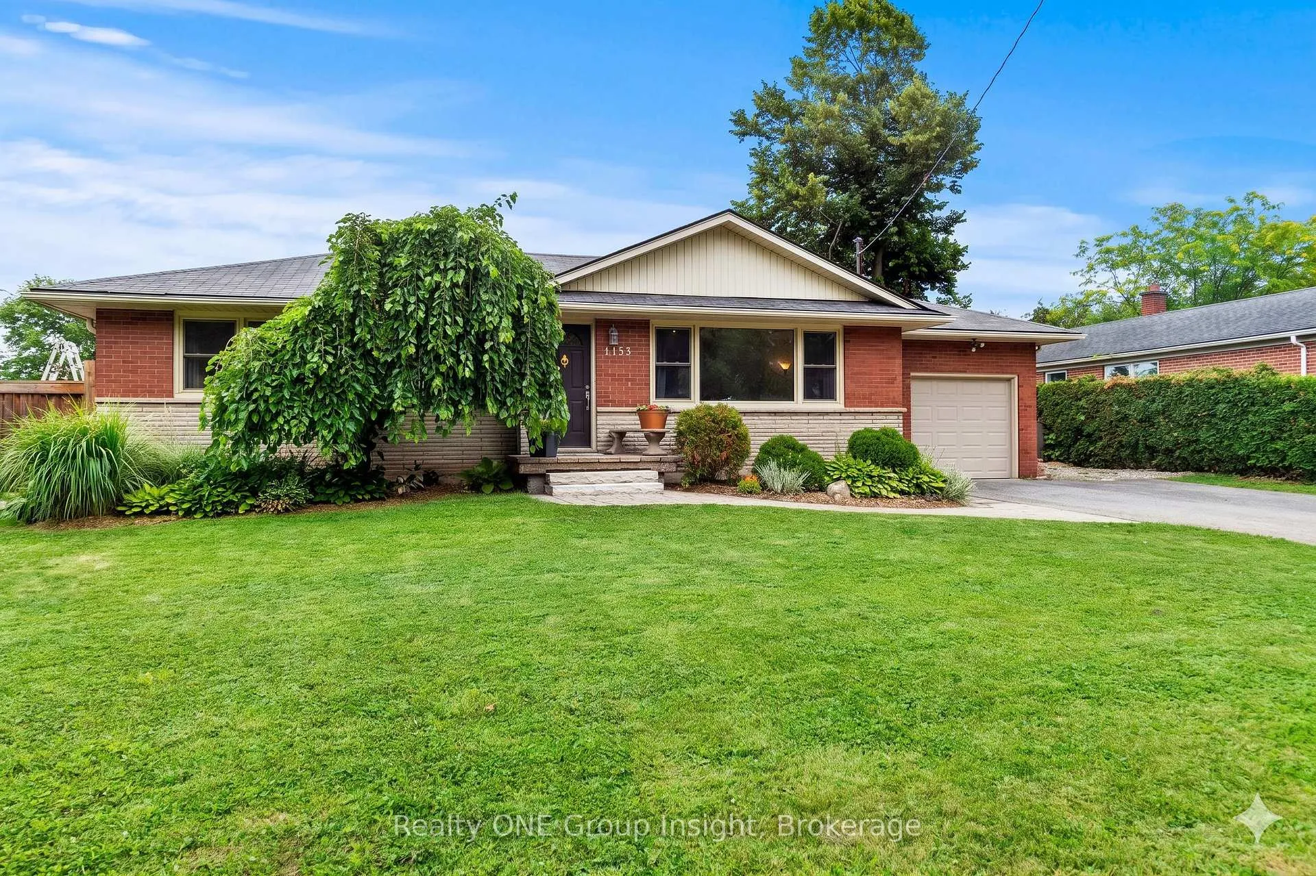 Photo 1 of 4153 Aberdeen Road, Lincoln, Beamsville — HOMEH
