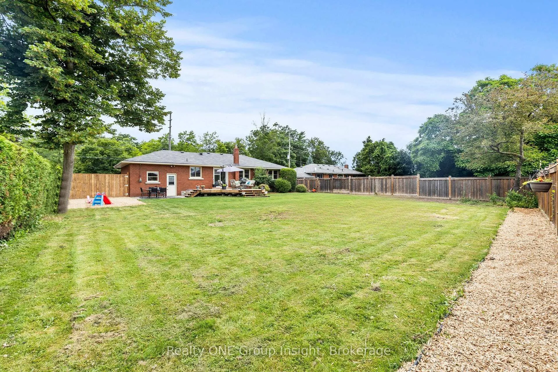Photo 4 of 4153 Aberdeen Road, Lincoln, Beamsville — HOMEH