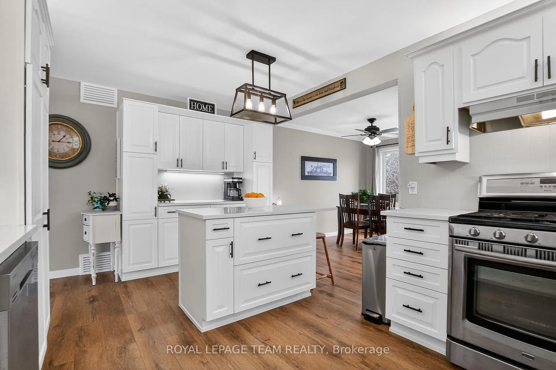 Photo 7 of 44 Ballantrae Way, Ottawa, Kanata - Glencairn/Hazeldean — HOMEH