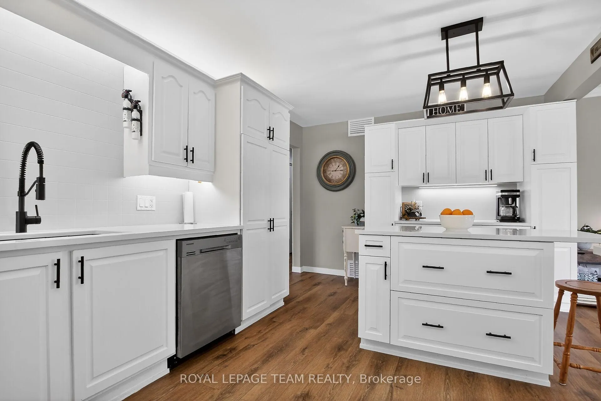 Photo 9 of 44 Ballantrae Way, Ottawa, Kanata - Glencairn/Hazeldean — HOMEH